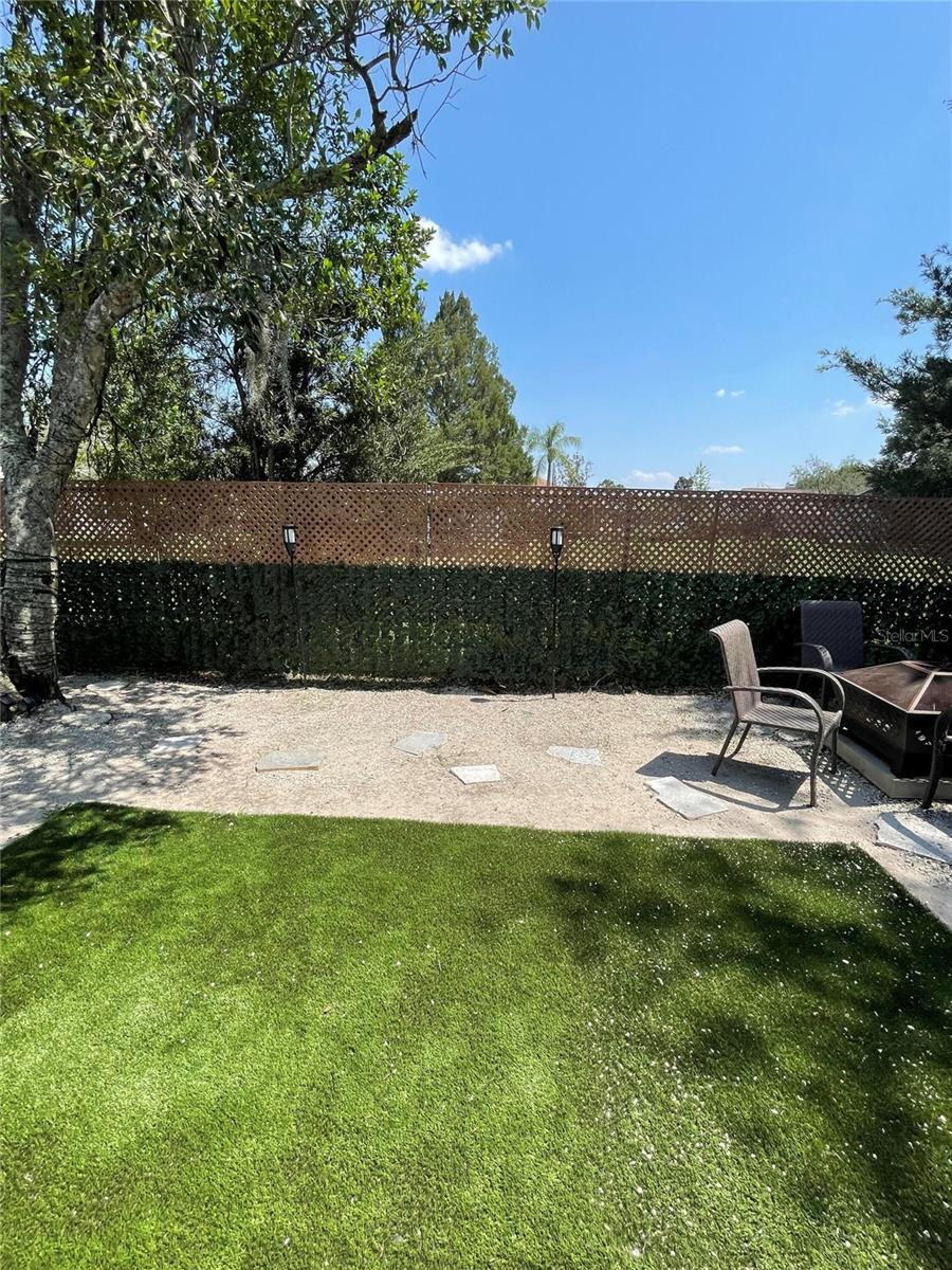 LAKE PADGETT ESTATES EAST - Residential