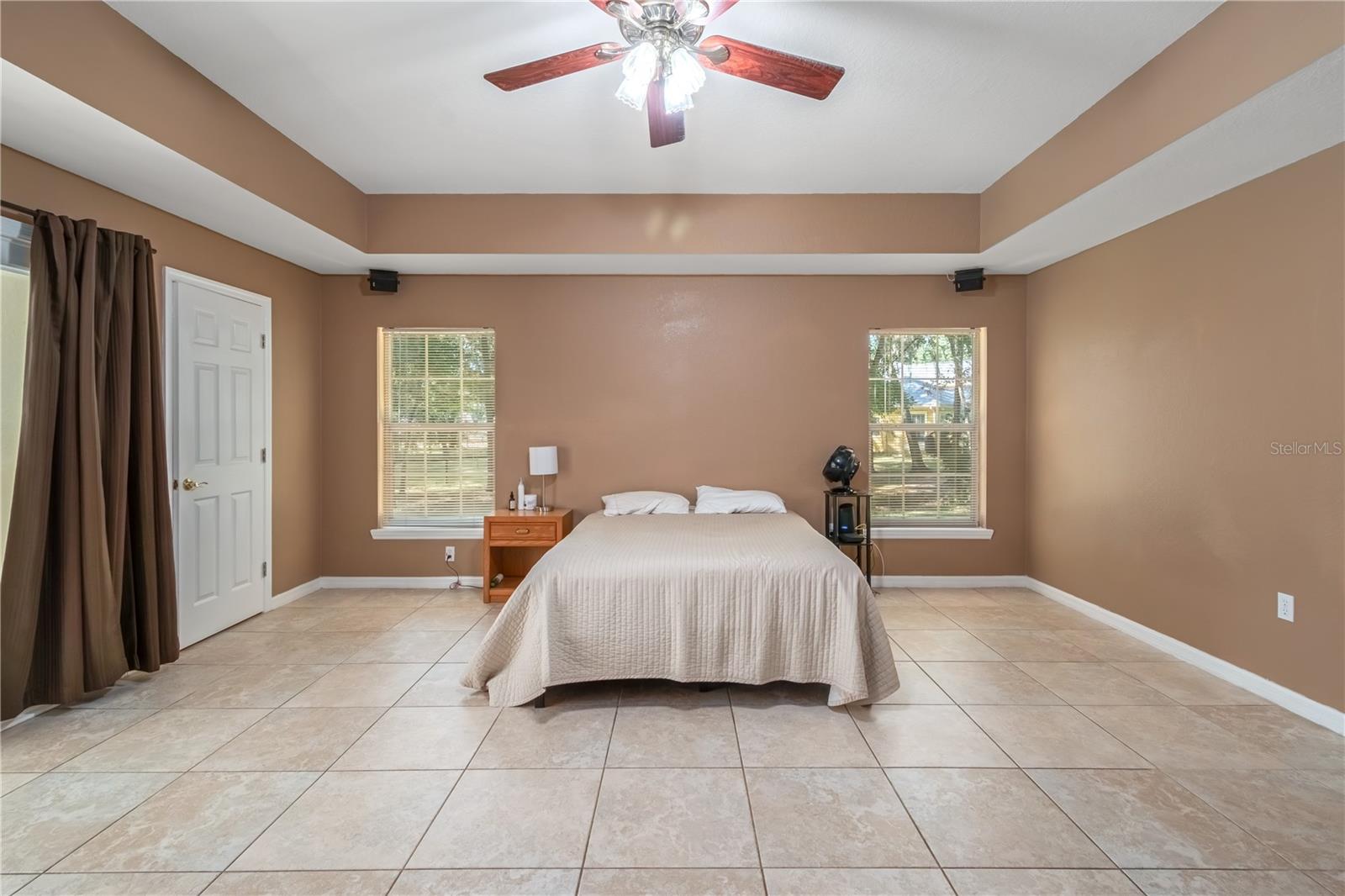 SUMMIT DOWNS - Residential