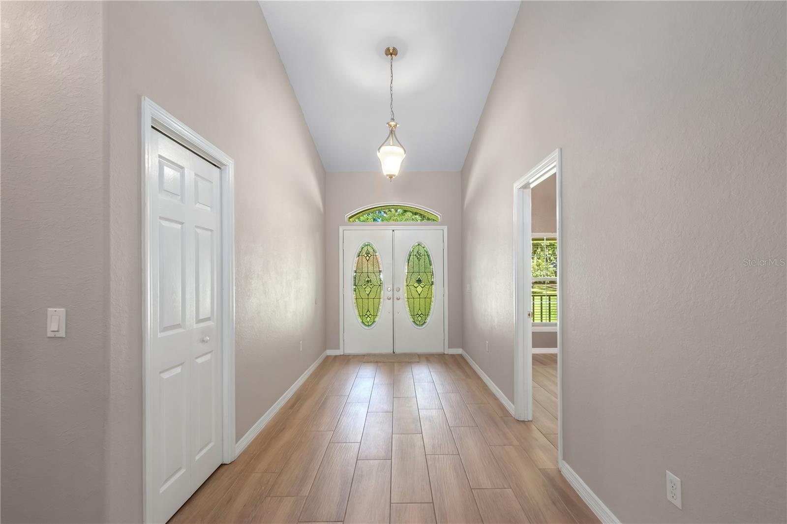 SUMMIT DOWNS - Residential