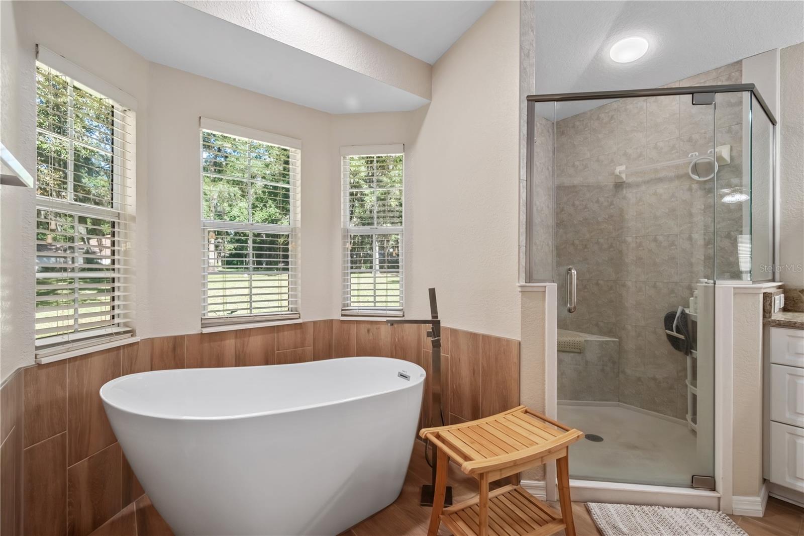 SUMMIT DOWNS - Residential