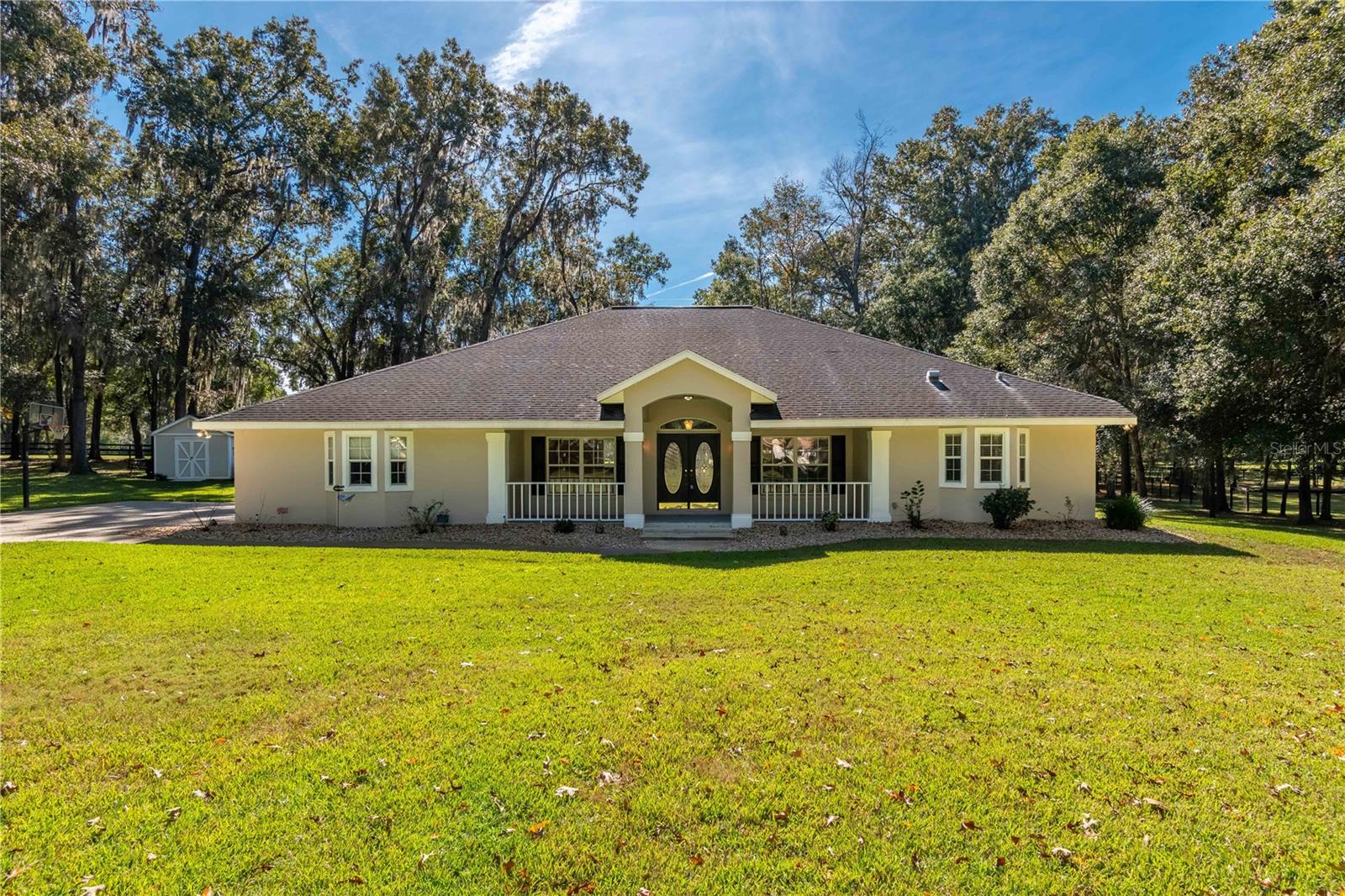 SUMMIT DOWNS - Residential