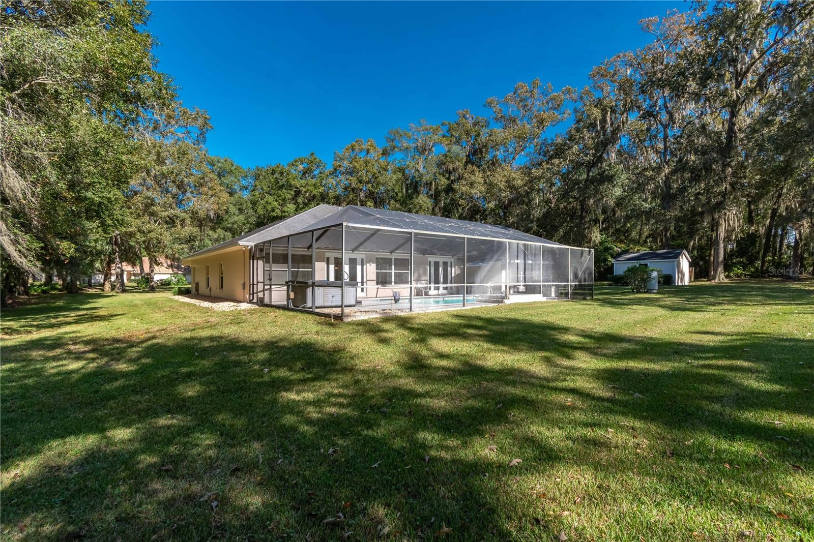 SUMMIT DOWNS - Residential