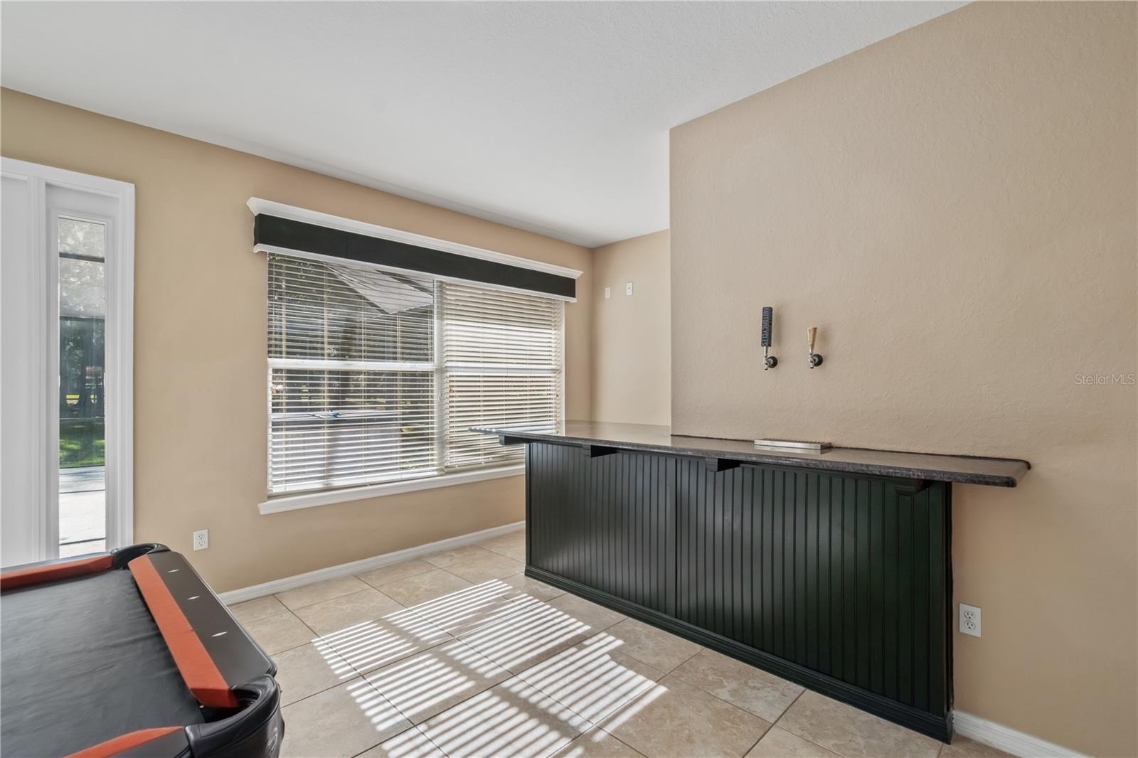 SUMMIT DOWNS - Residential