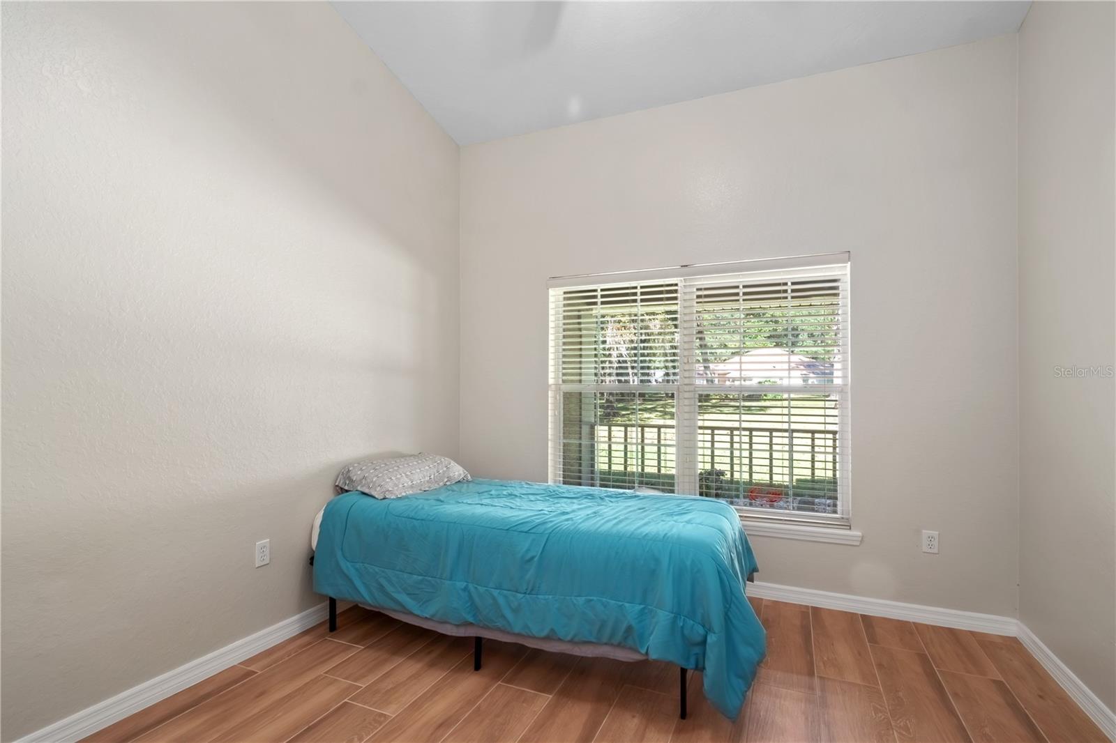 SUMMIT DOWNS - Residential