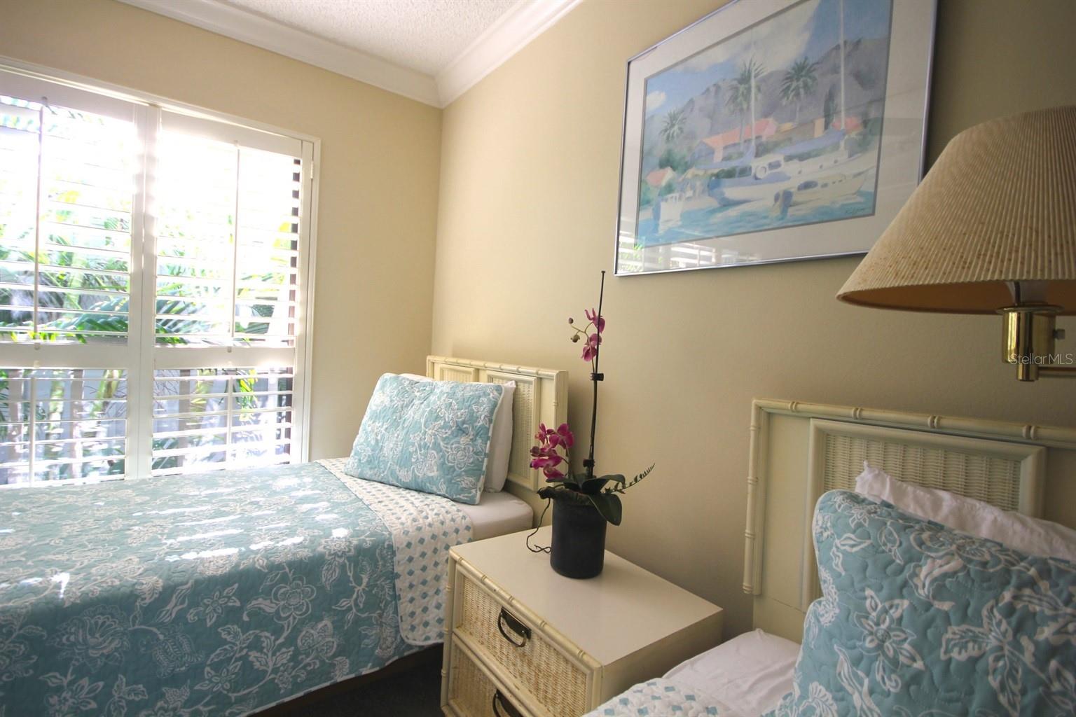 HARBOUR TOWNE - Residential Lease