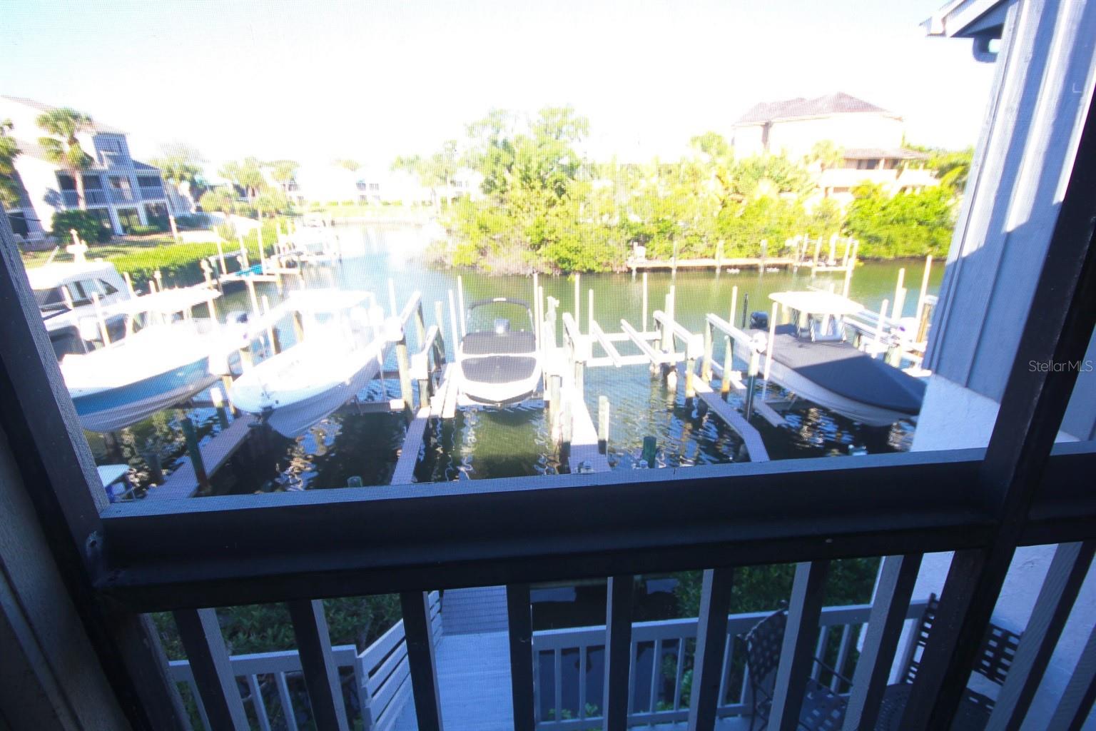 HARBOUR TOWNE - Residential Lease