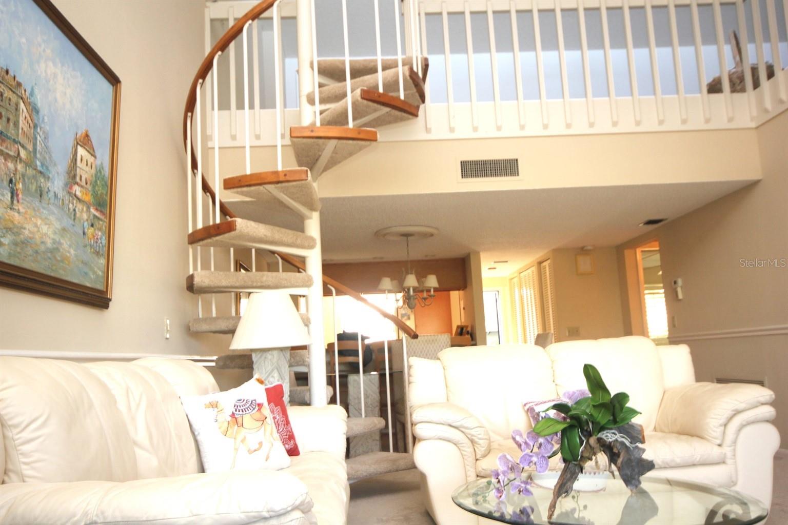 HARBOUR TOWNE - Residential Lease