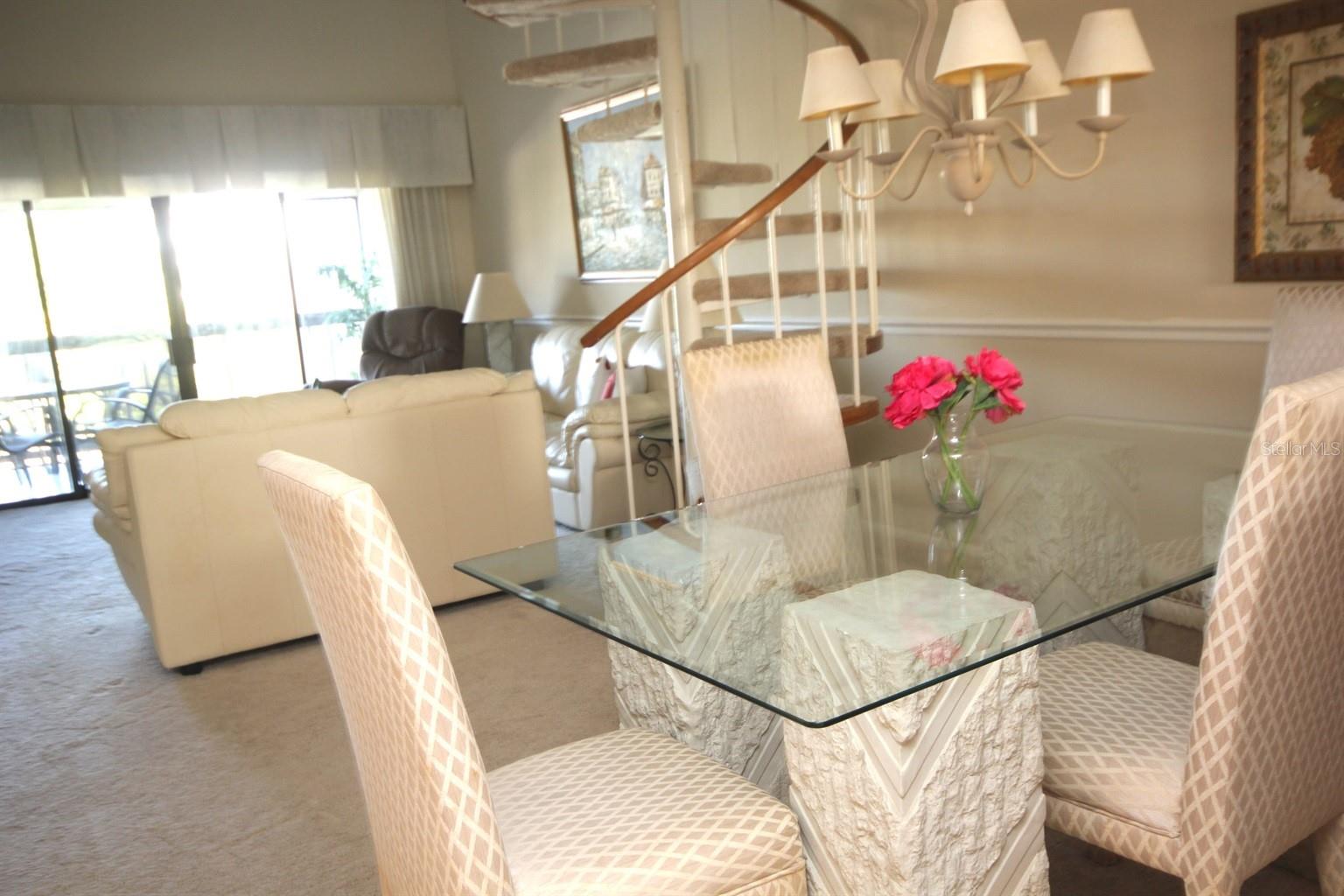 HARBOUR TOWNE - Residential Lease