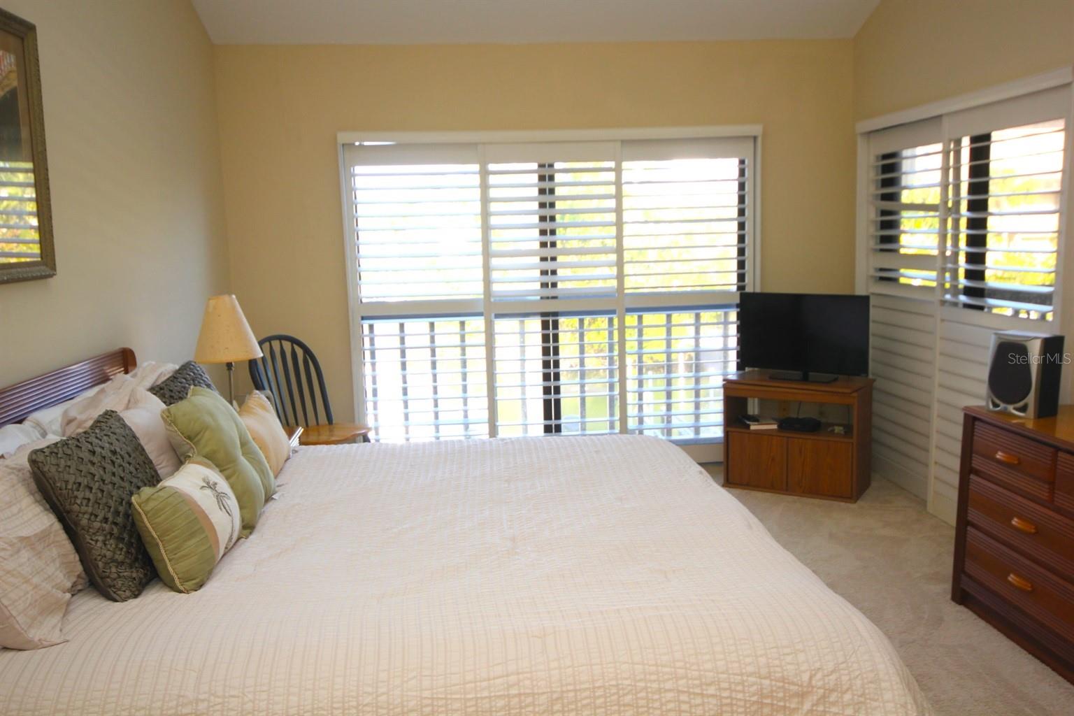 HARBOUR TOWNE - Residential Lease