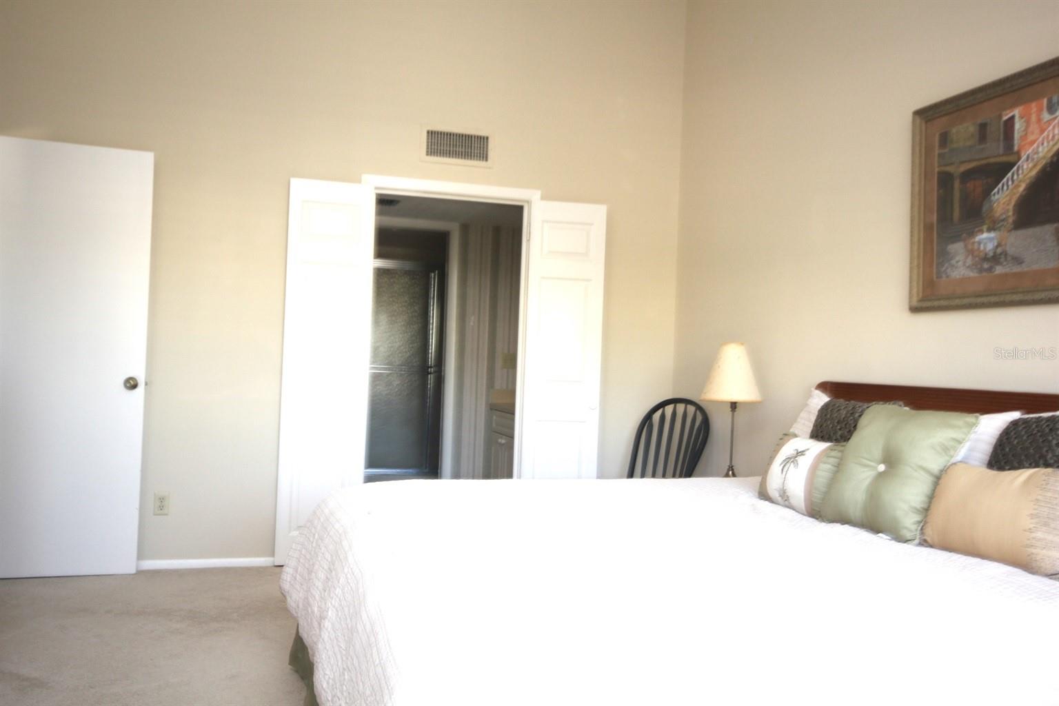 HARBOUR TOWNE - Residential Lease