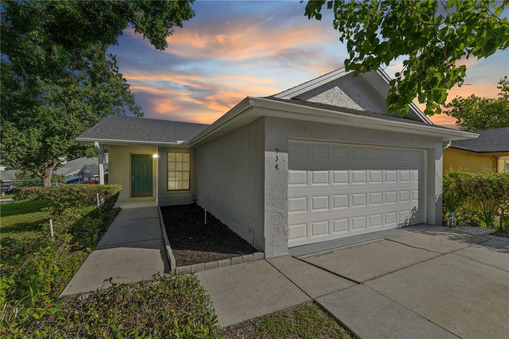 Photo of Winter Haven, FL 33884 (MLS # S5155533)