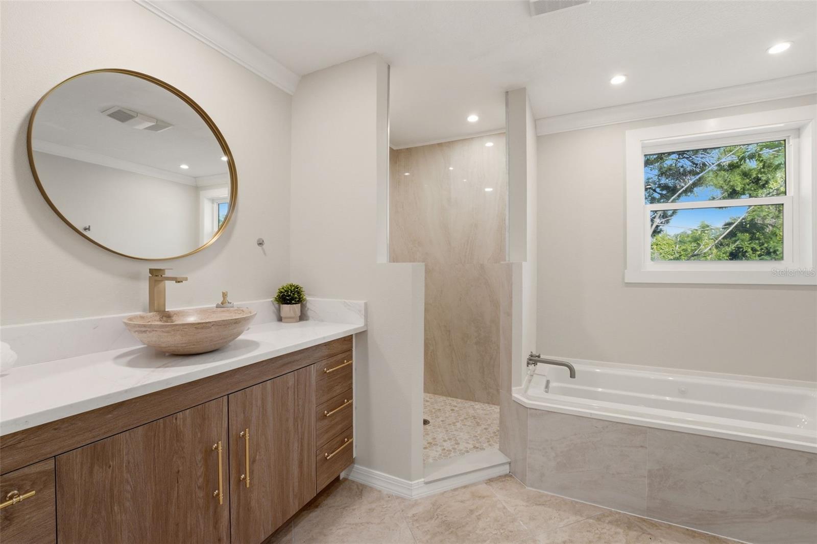 BLUE DOLPHIN ESTATES - Residential