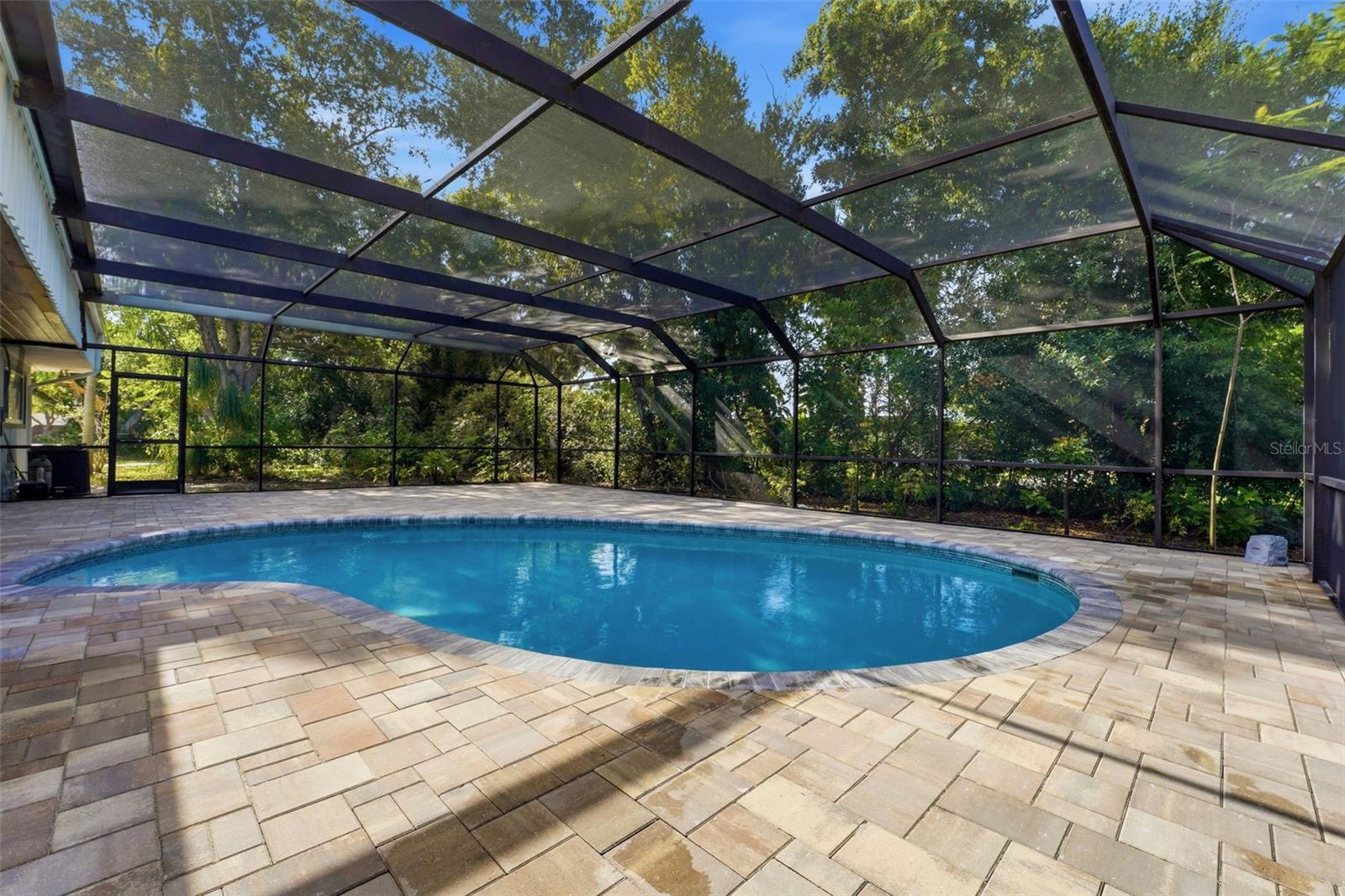 BLUE DOLPHIN ESTATES - Residential