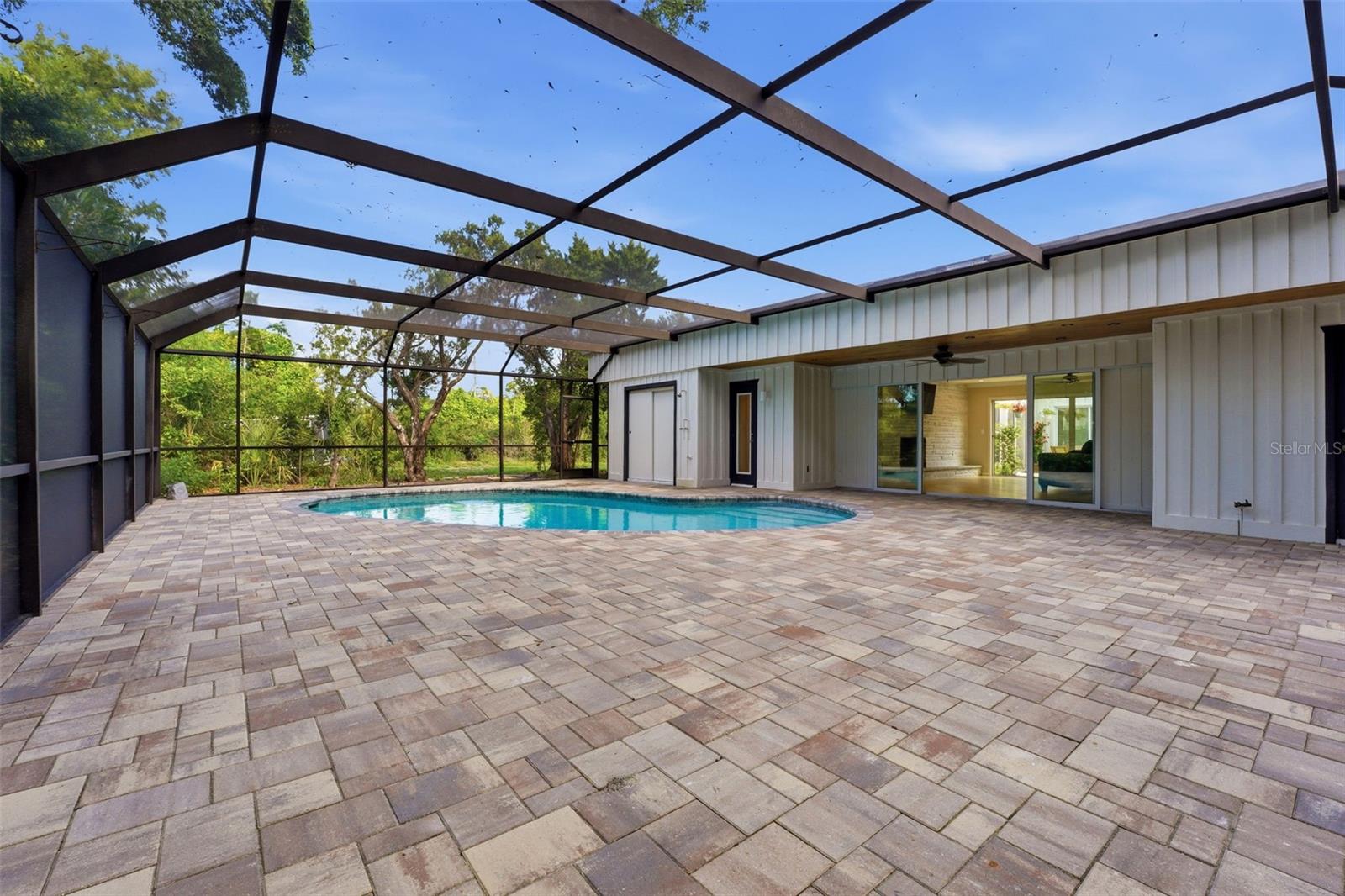 BLUE DOLPHIN ESTATES - Residential