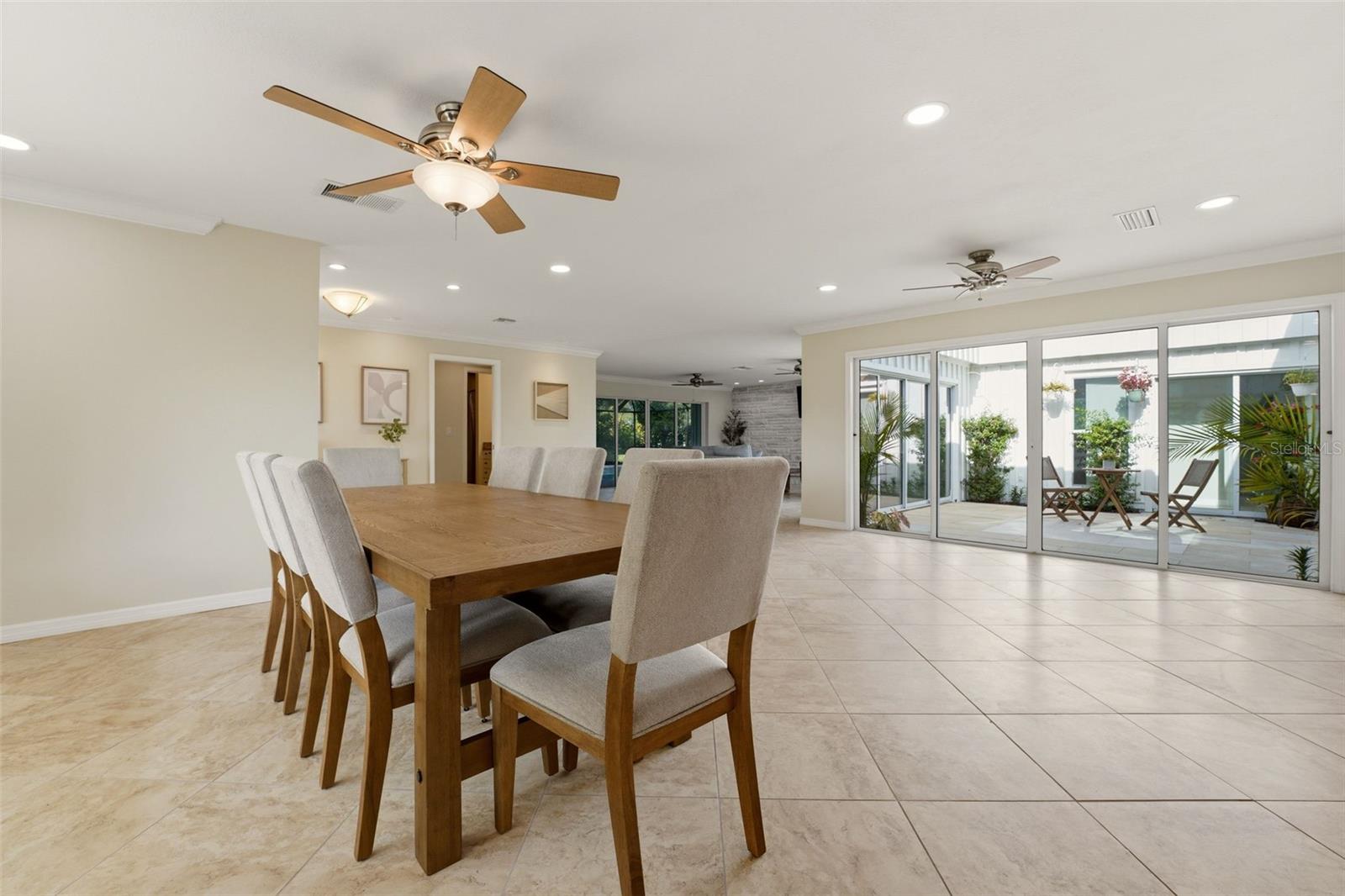 BLUE DOLPHIN ESTATES - Residential