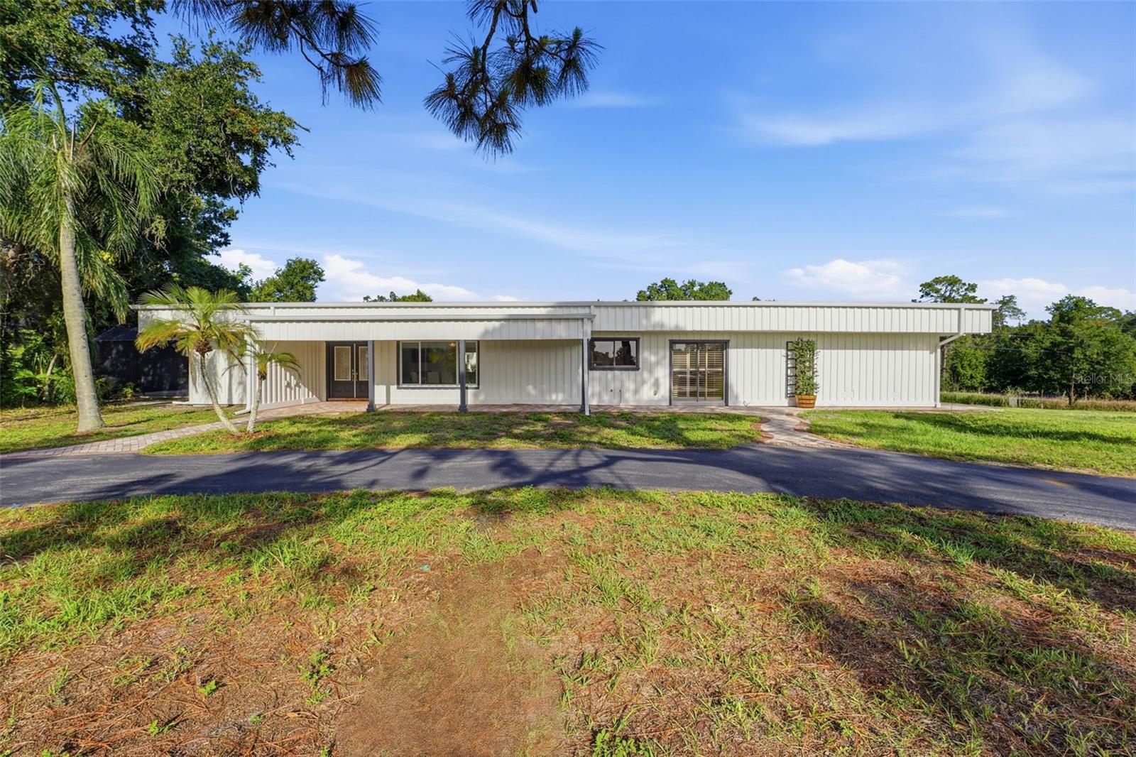 BLUE DOLPHIN ESTATES - Residential