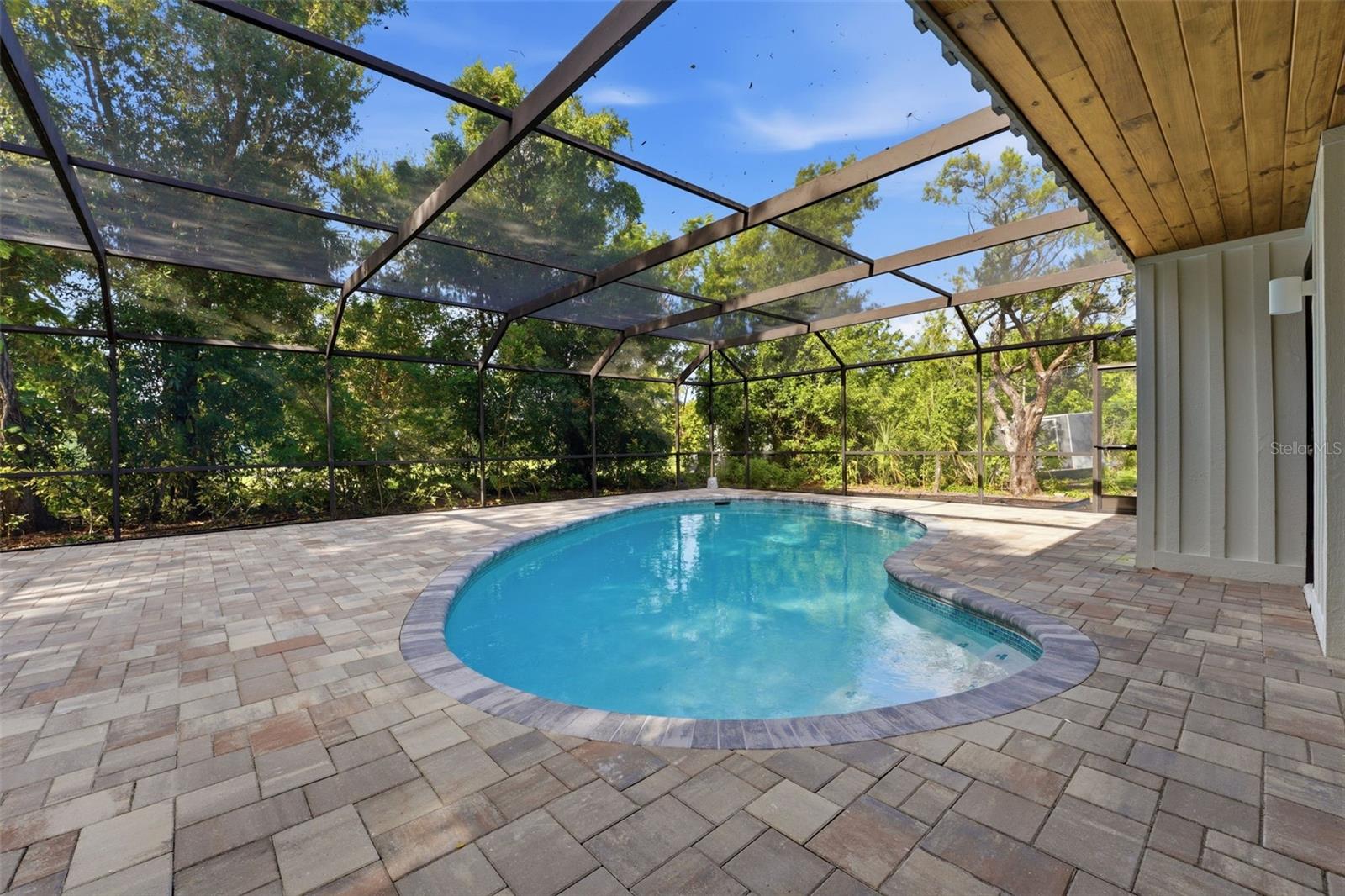 BLUE DOLPHIN ESTATES - Residential