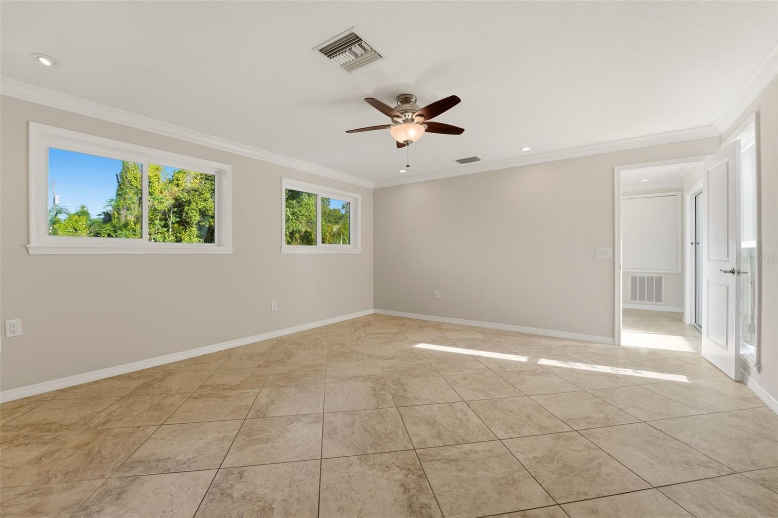 BLUE DOLPHIN ESTATES - Residential
