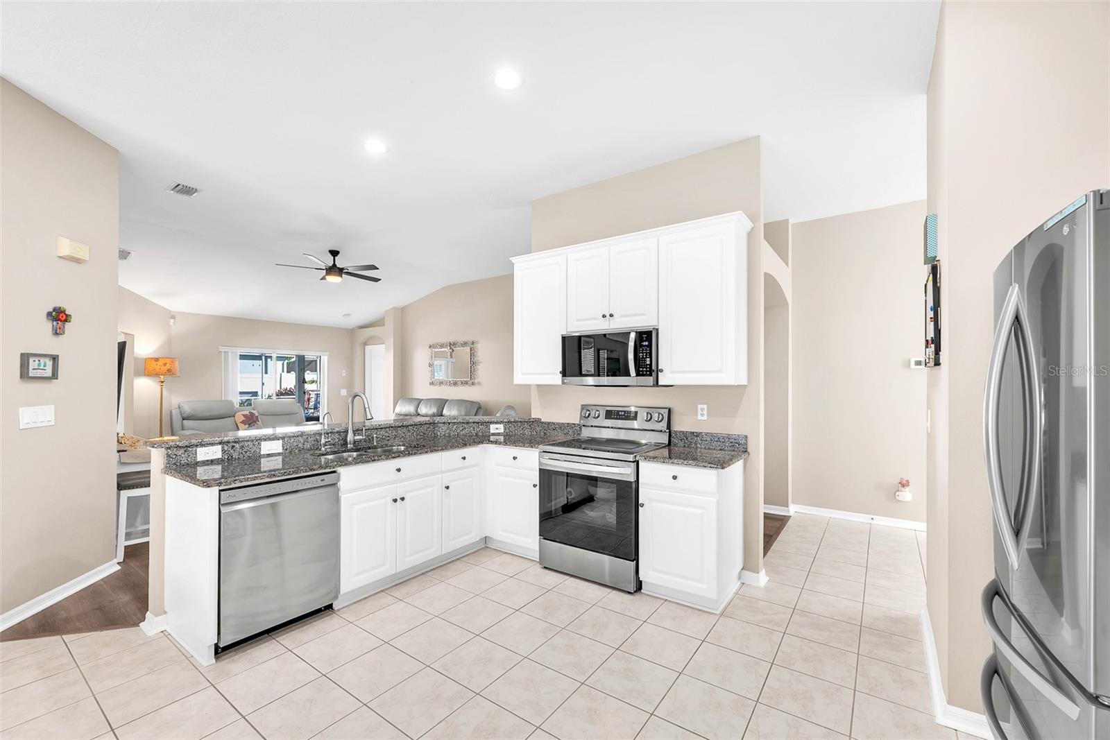 BLOOMINGDALE SEC DD PH - Residential