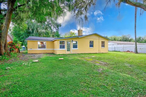 A home in LAND O LAKES