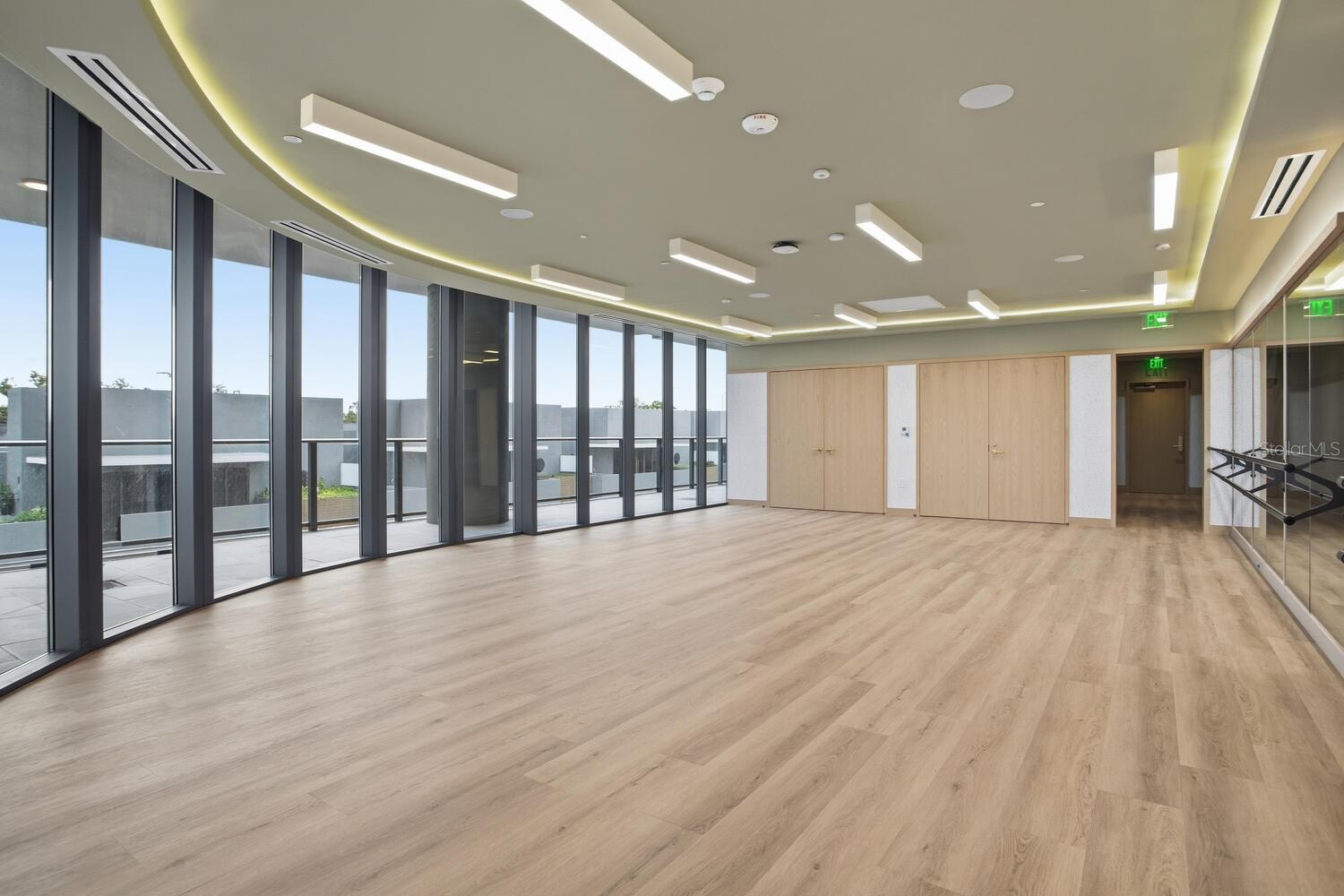 BAYSHORE YSABELLA CONDOMINIUM - Residential Lease