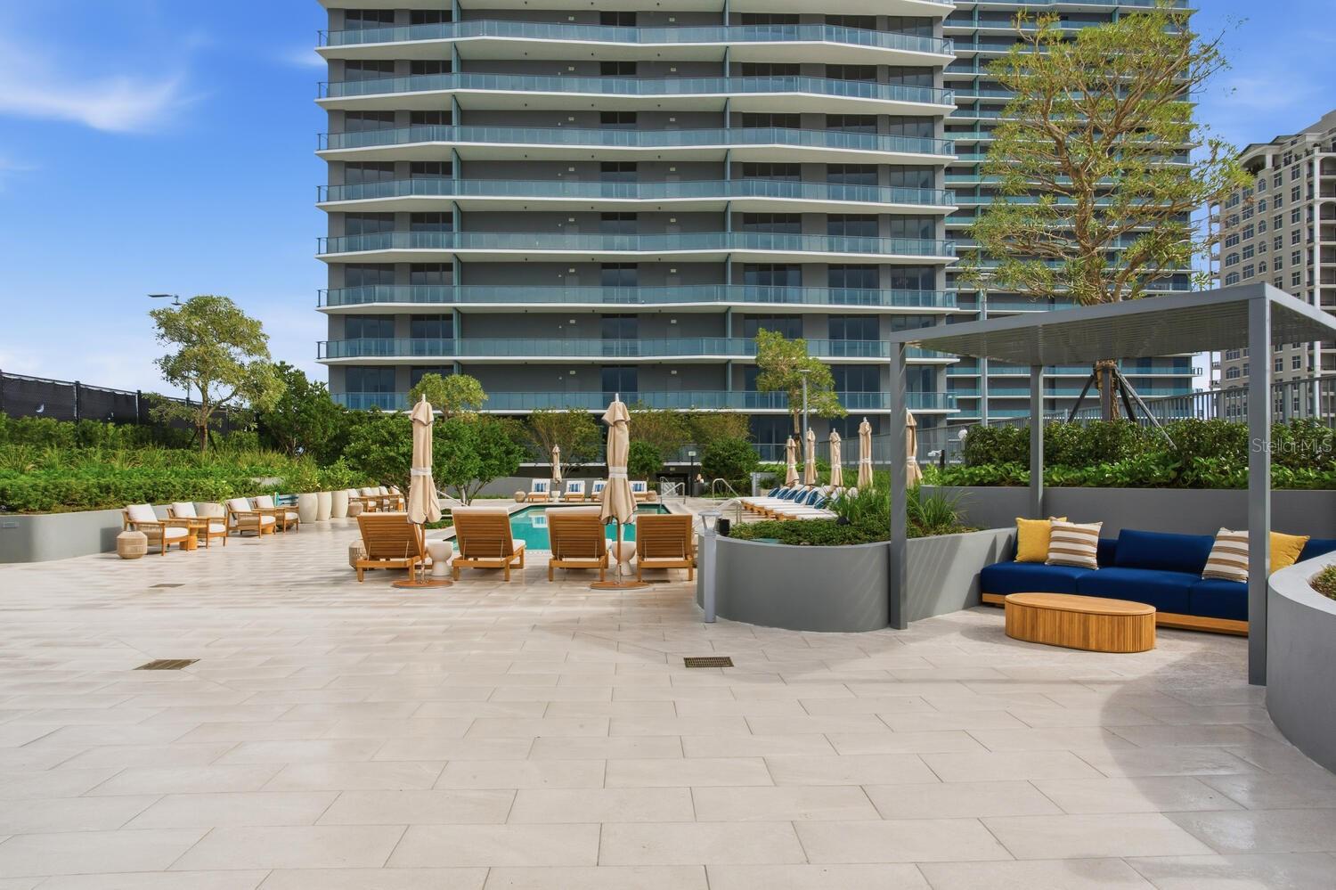 BAYSHORE YSABELLA CONDOMINIUM - Residential Lease