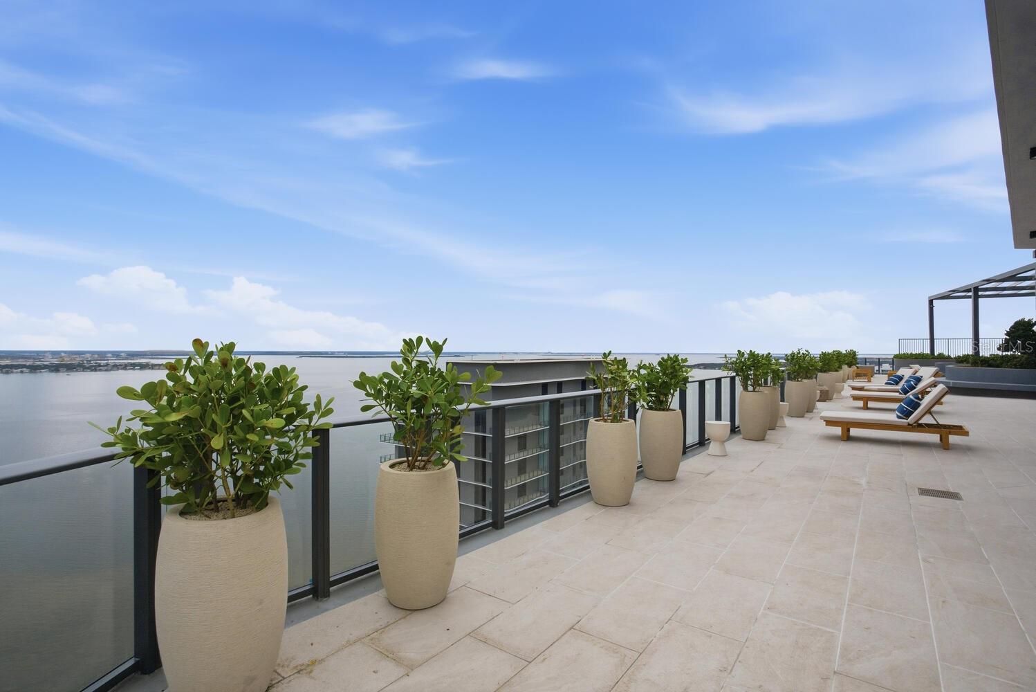 BAYSHORE YSABELLA CONDOMINIUM - Residential Lease