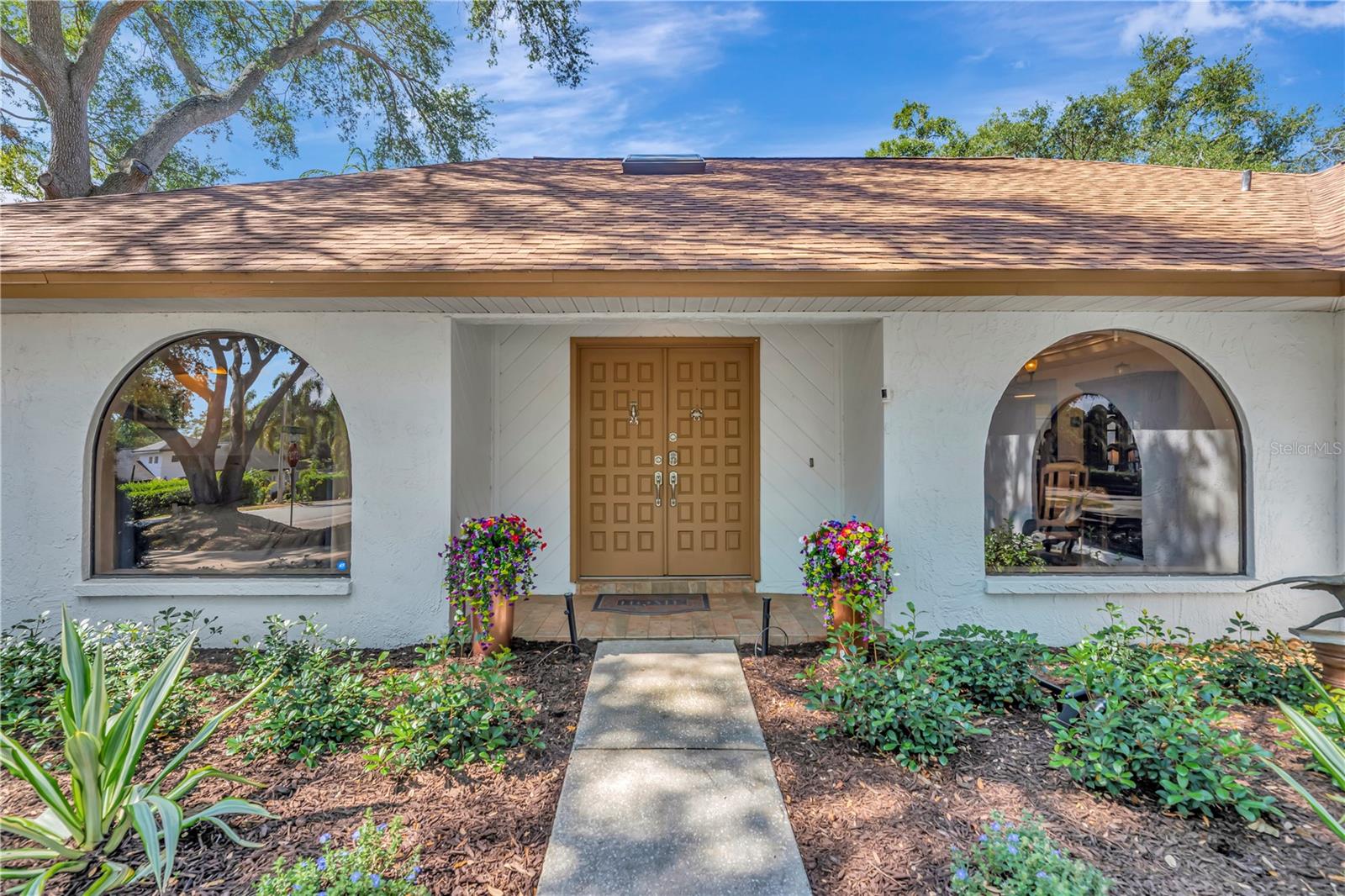 LAKE VALENCIA UNIT ONE - Residential