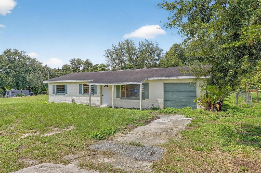 Photo of 33099 Mulberry Road, Dade City, FL 33523 (MLS # TB8419996)