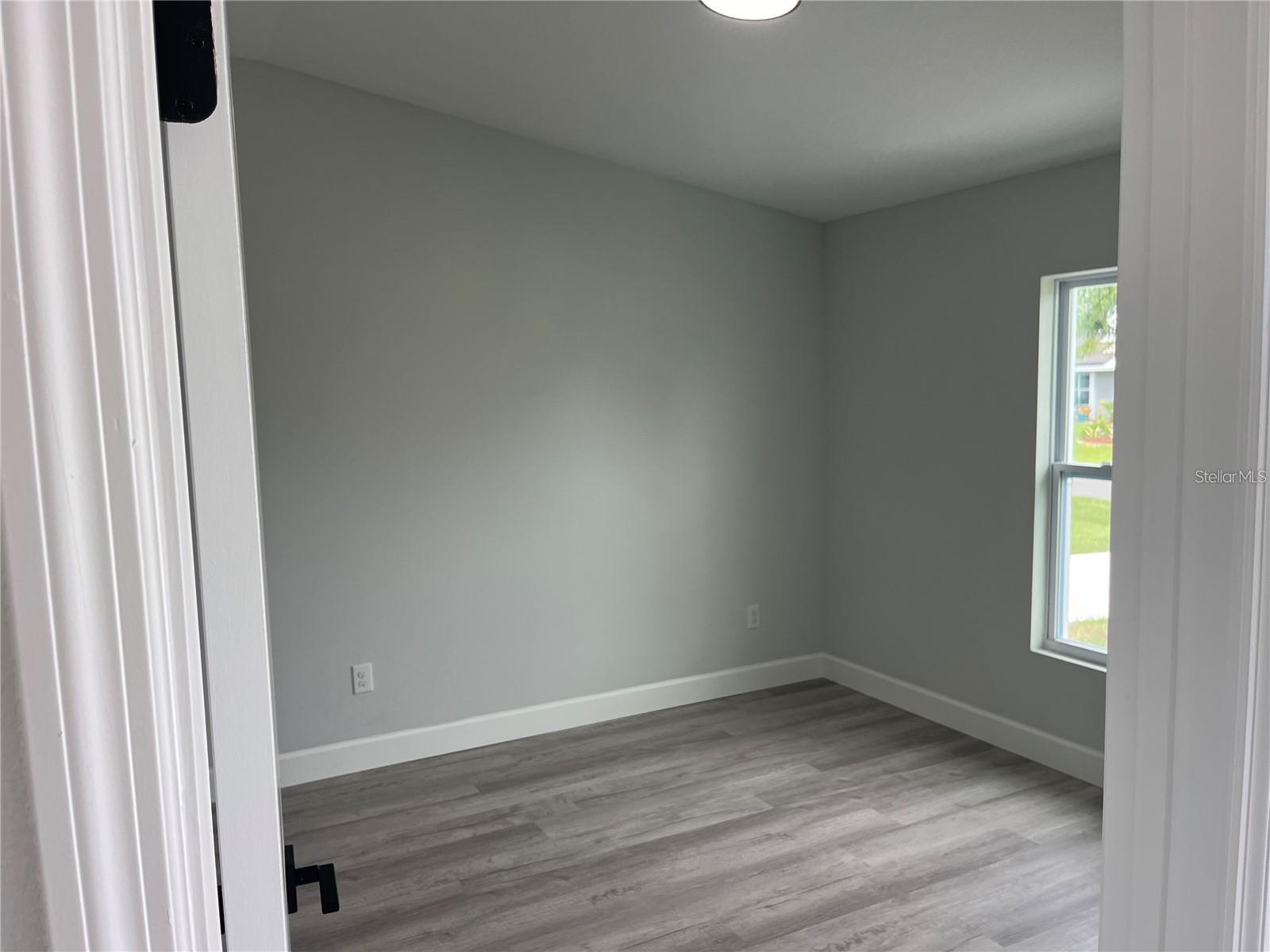 SUN N LAKE - Residential Lease