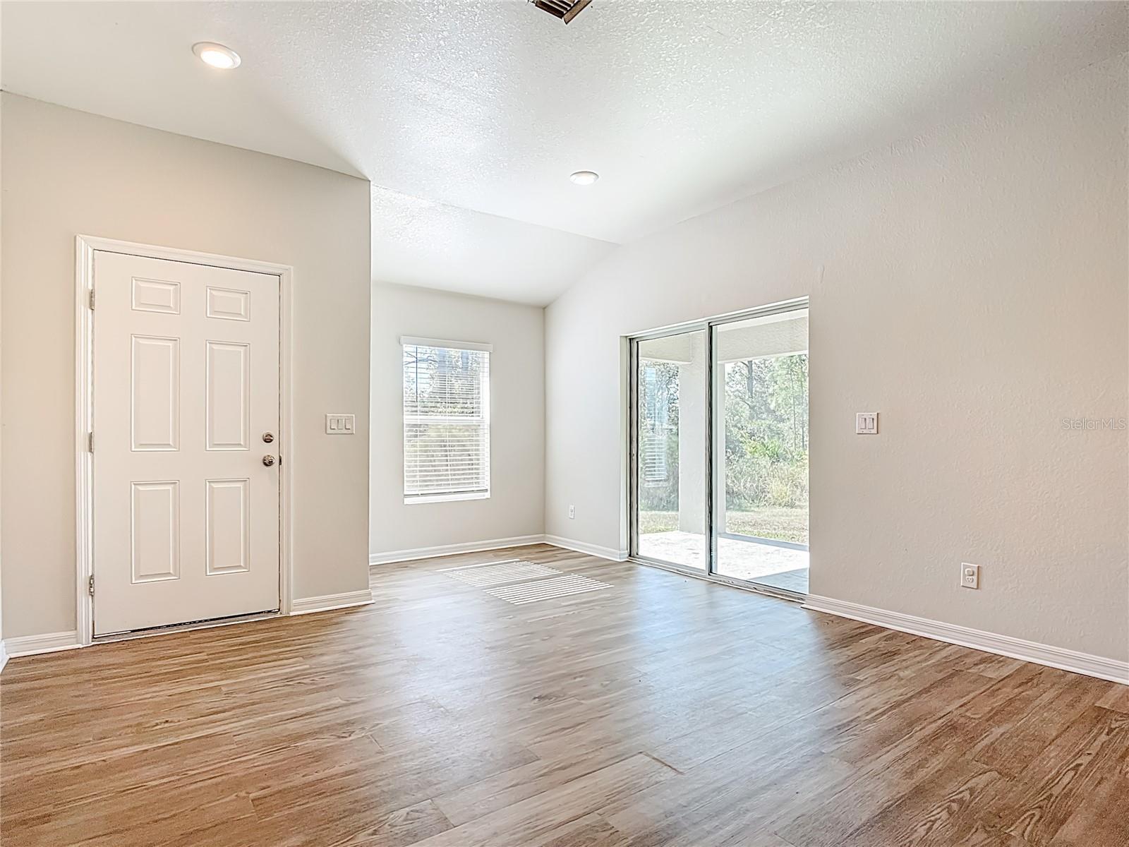 GREENBRIAR - Residential Income