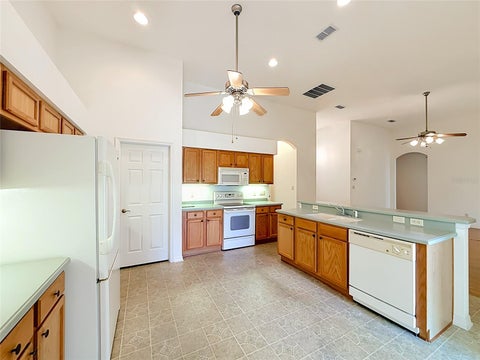 Tiny photo for 4431 Nottoway Drive, Leesburg, FL 34748 (MLS # G5118423)
