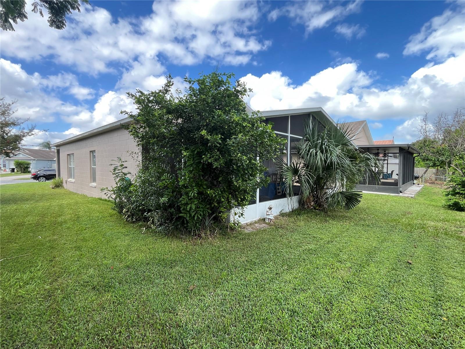 344 BRIAR BAY CIRCLE