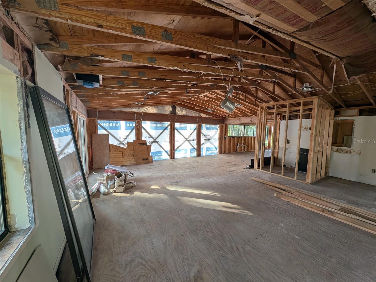 STAR LAKE FOREST - Residential