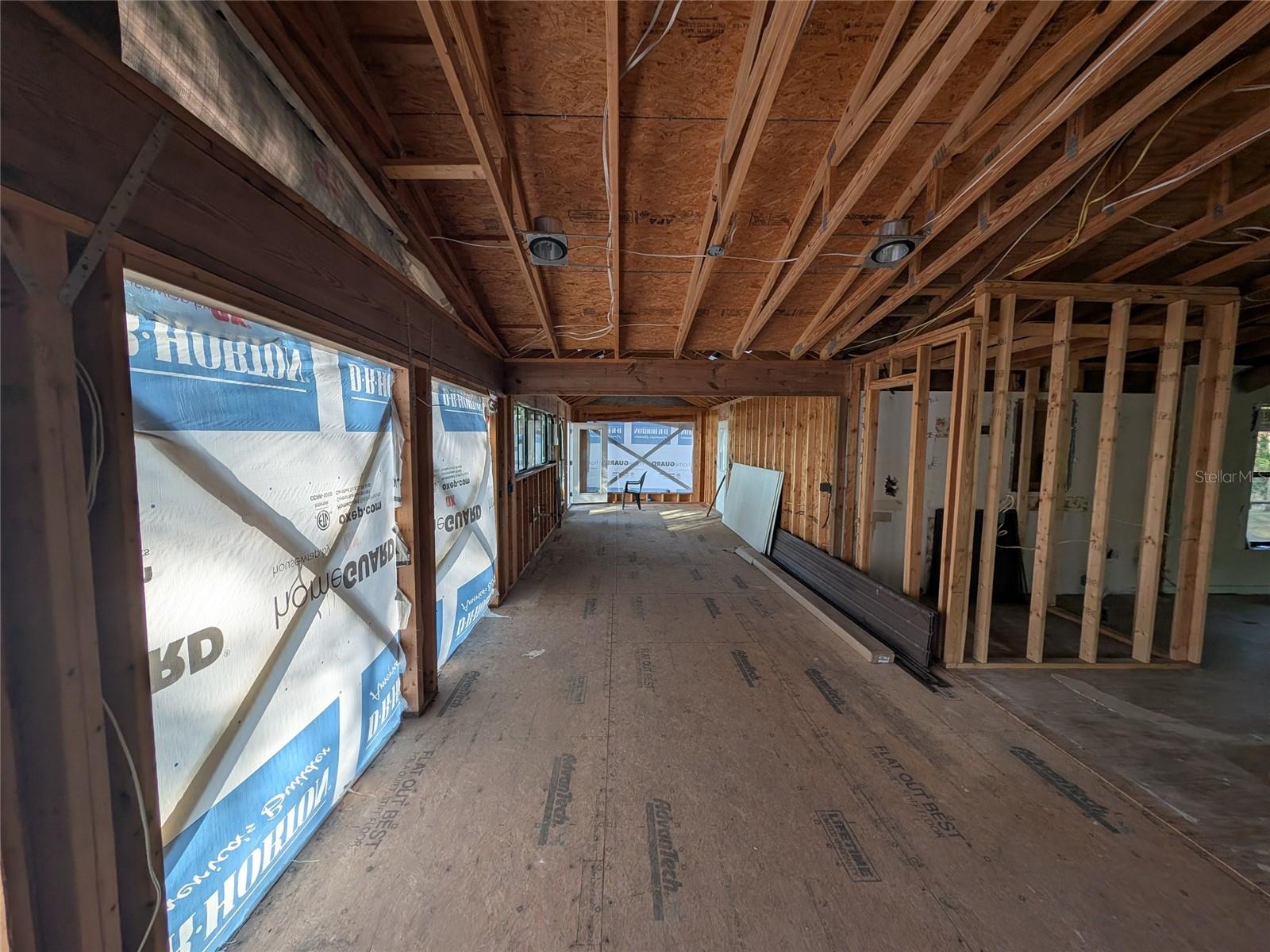 STAR LAKE FOREST - Residential