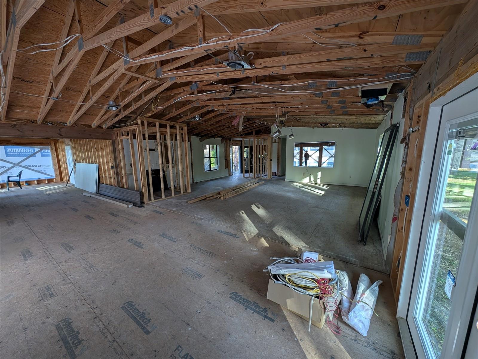 STAR LAKE FOREST - Residential