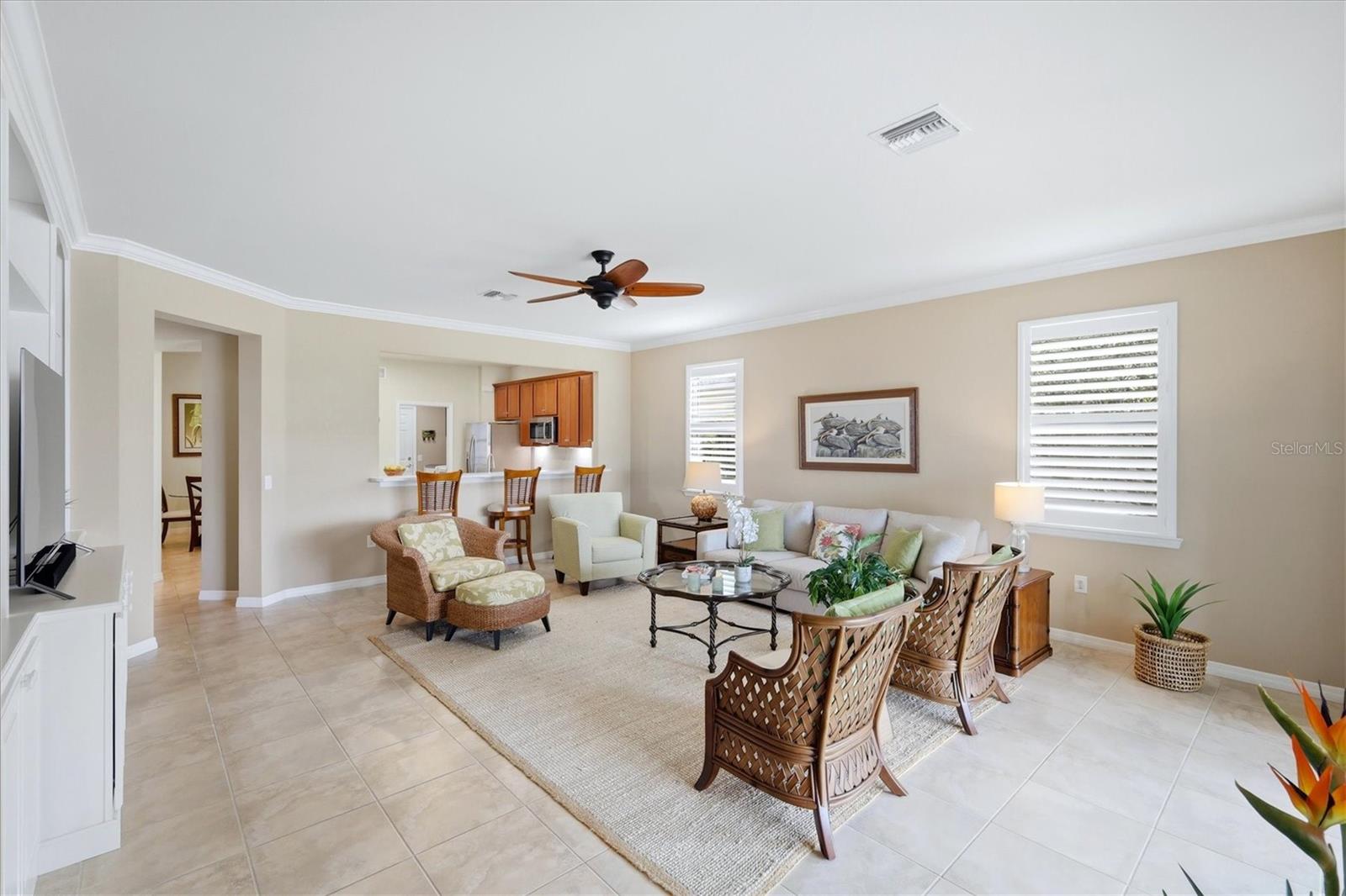 ISLANDWALK/WEST VLGS PH 2D & 2 - Residential