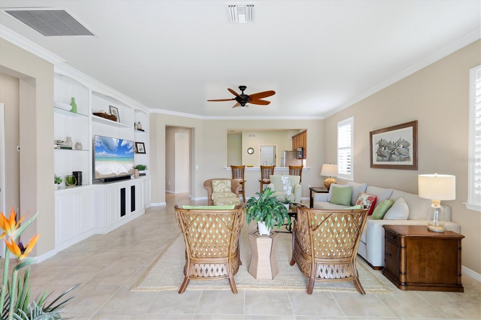 ISLANDWALK/WEST VLGS PH 2D & 2 - Residential