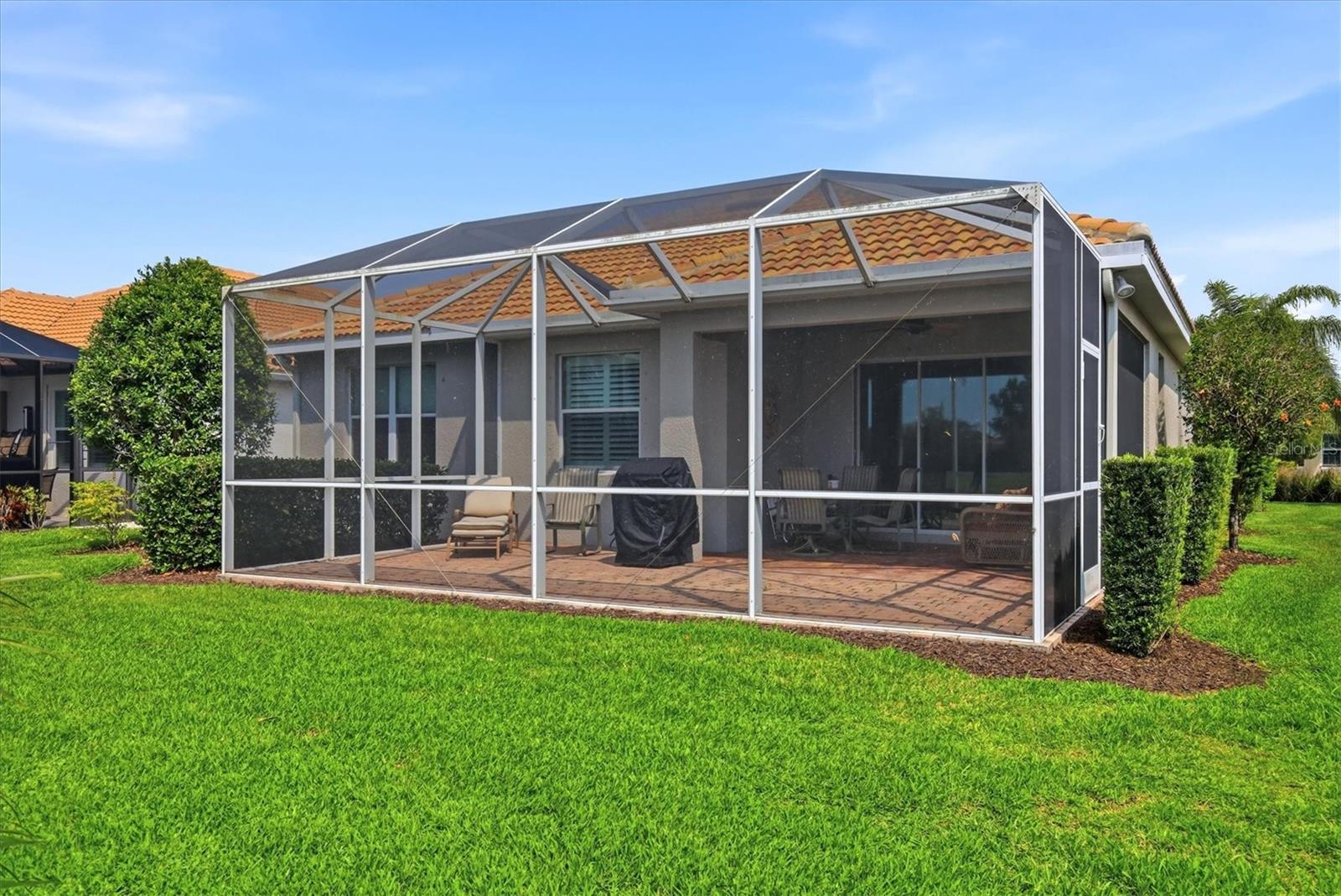 ISLANDWALK/WEST VLGS PH 2D & 2 - Residential