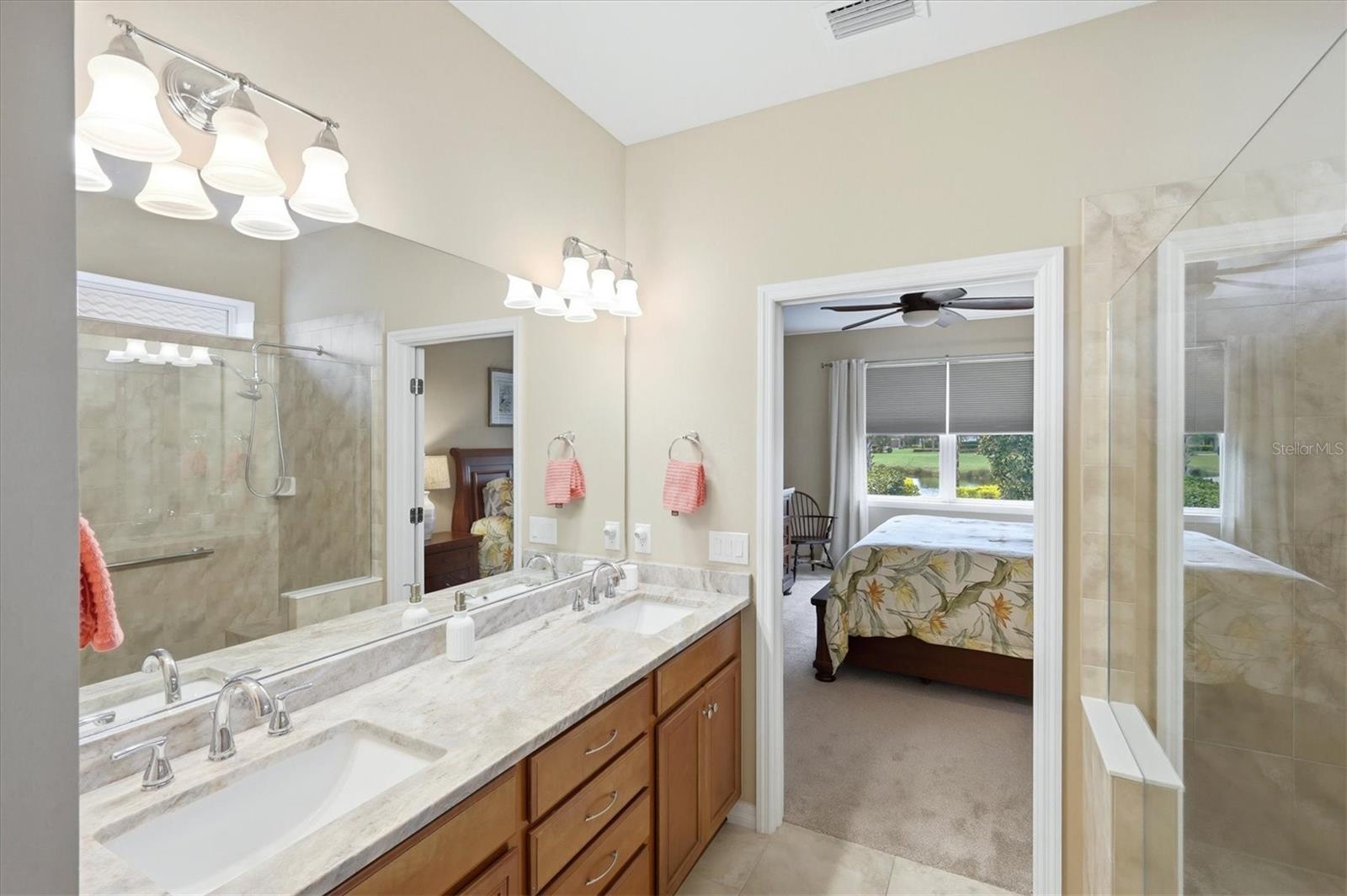 ISLANDWALK/WEST VLGS PH 2D & 2 - Residential