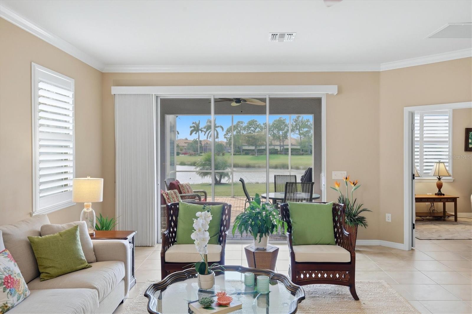 ISLANDWALK/WEST VLGS PH 2D & 2 - Residential