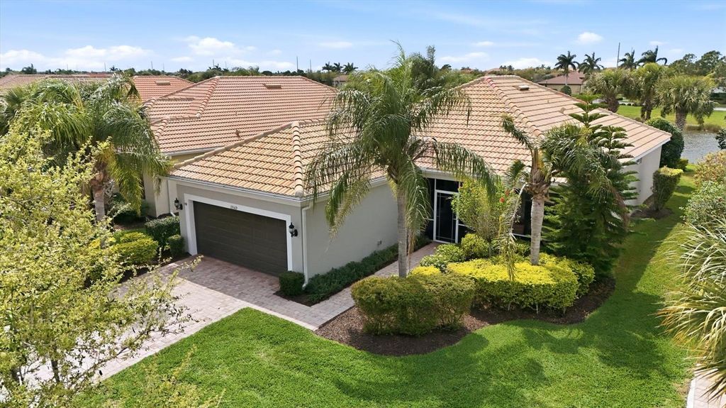 Photo of 19369 Jacinda Street, Venice, FL 34293 (MLS # N6143610)
