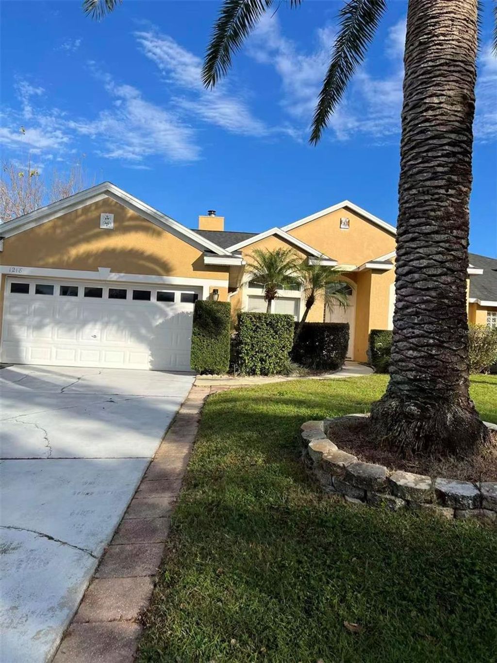 Photo of 1218 Shelter Rock Road, Orlando, FL 32835 (MLS # O6367324)