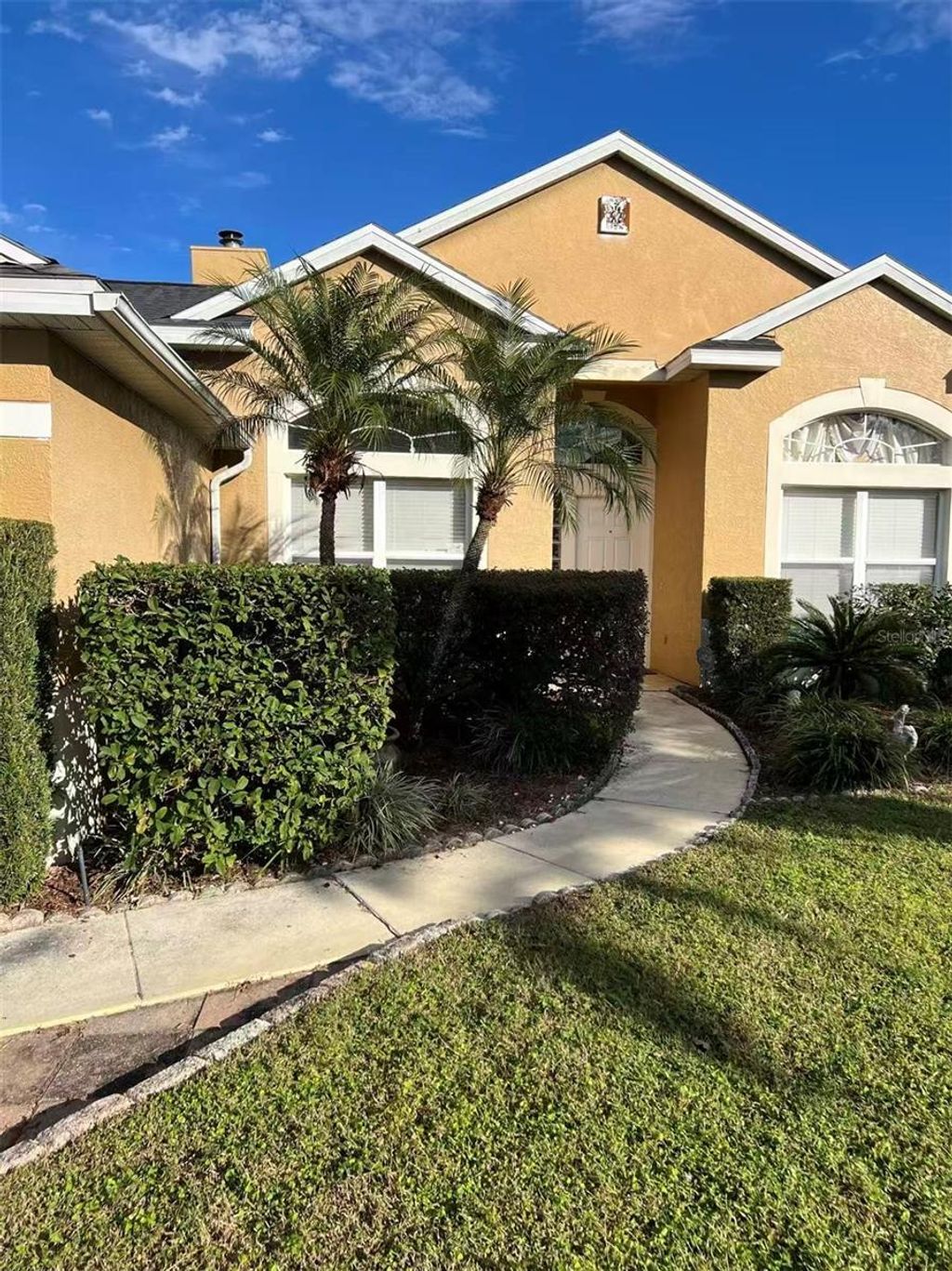 Photo of 1218 Shelter Rock Road, Orlando, FL 32835 (MLS # O6367324)