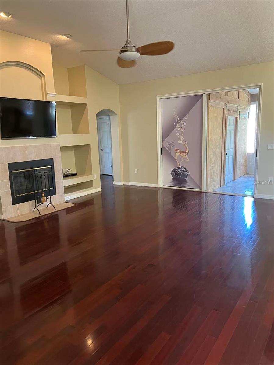 HAMPTONS - Residential Lease