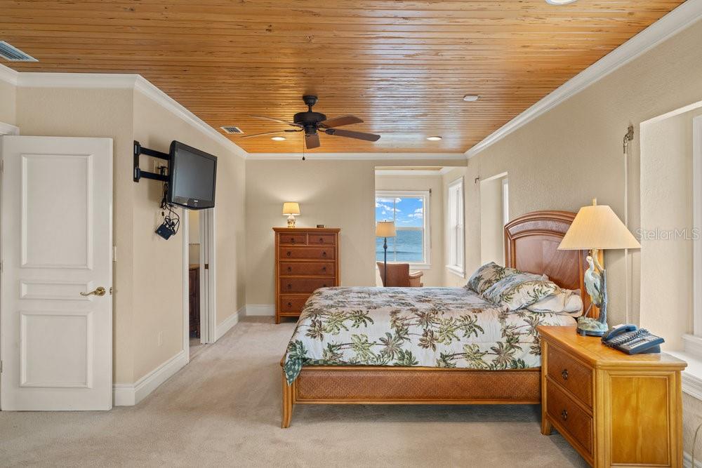 TRITON BEACH - Residential