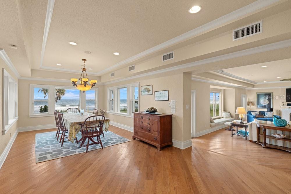 TRITON BEACH - Residential