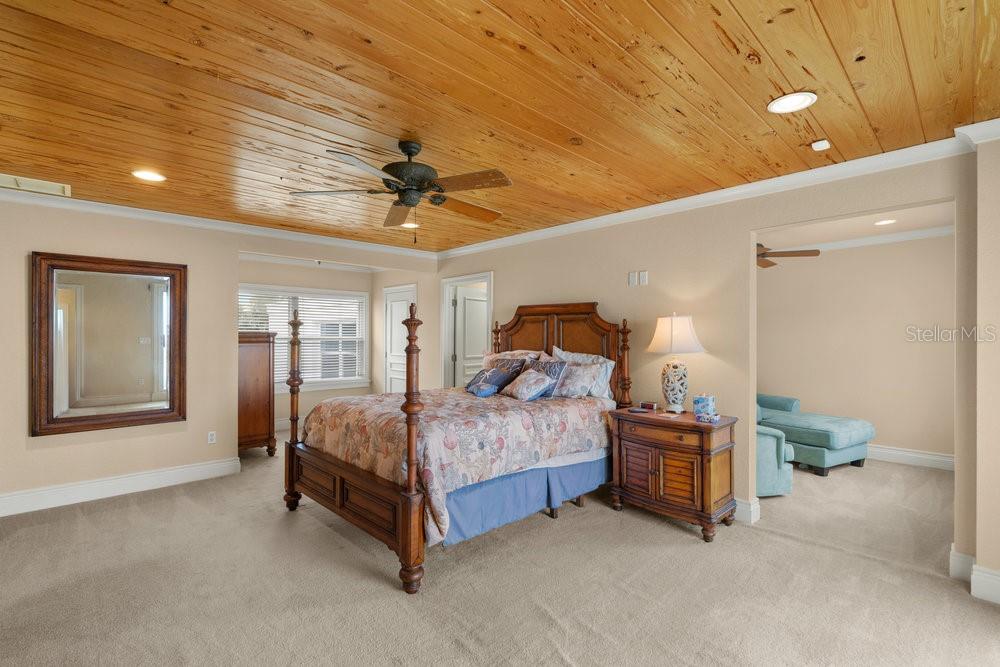 TRITON BEACH - Residential