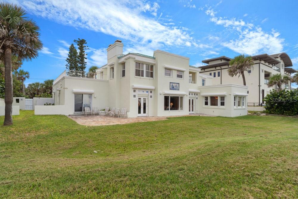 TRITON BEACH - Residential