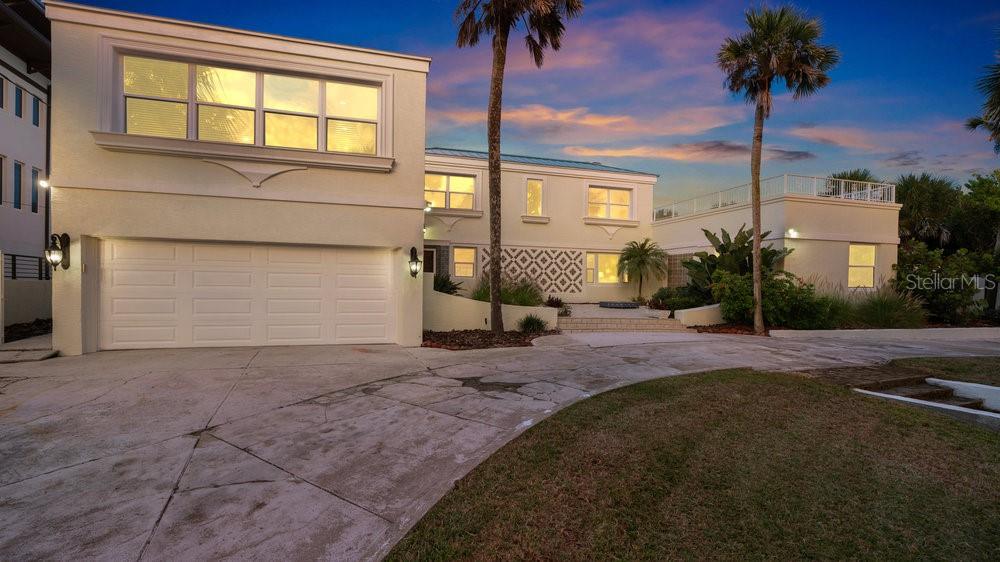 TRITON BEACH - Residential